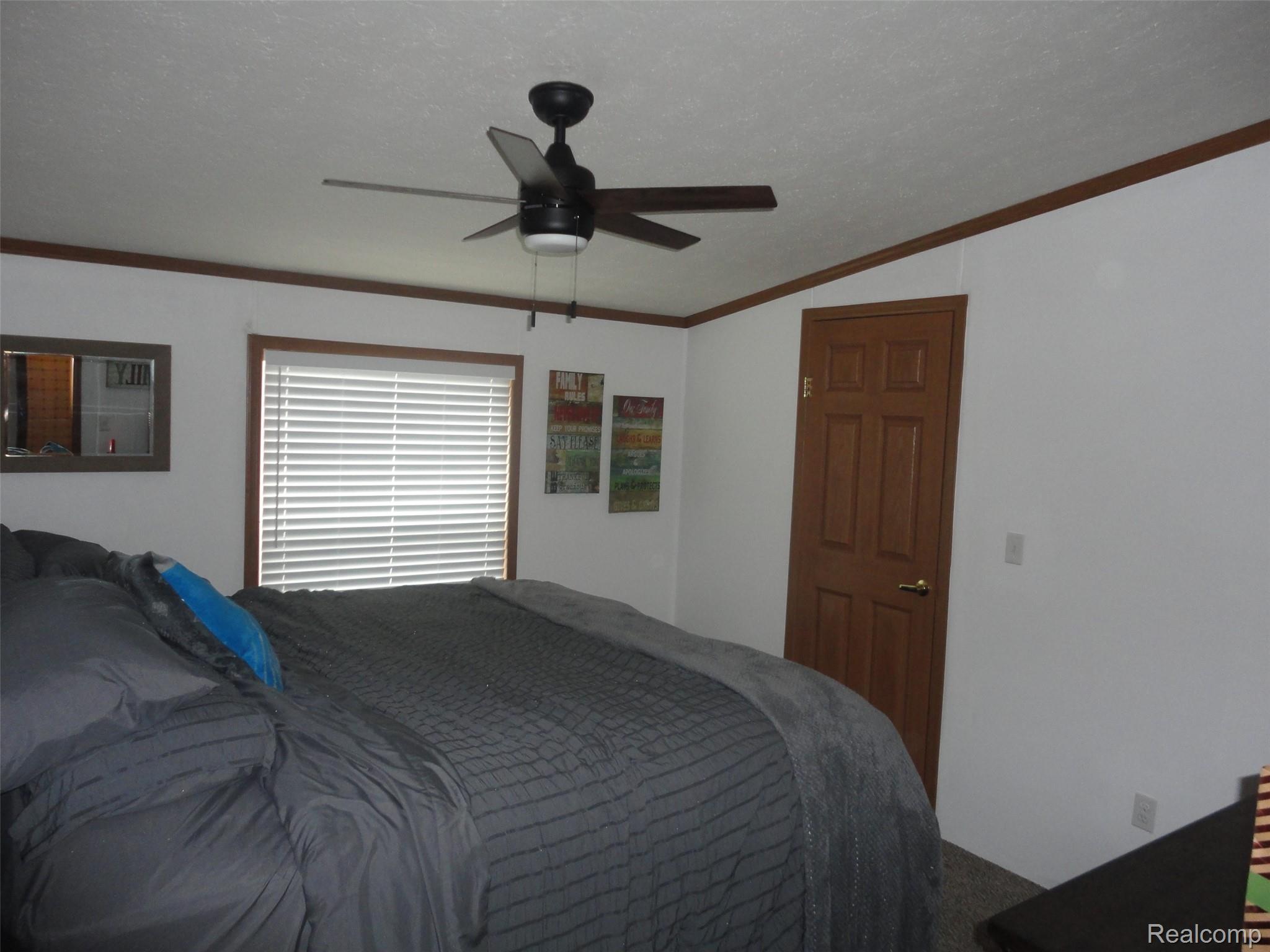 25182 Frontier Circle Property Photo 11