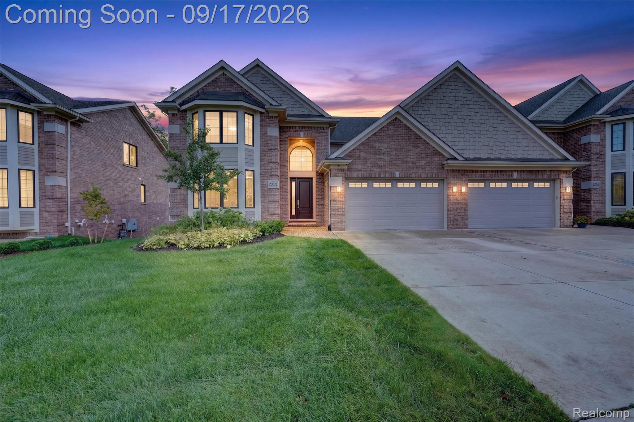 20202 Beacon Way Property Photo 1