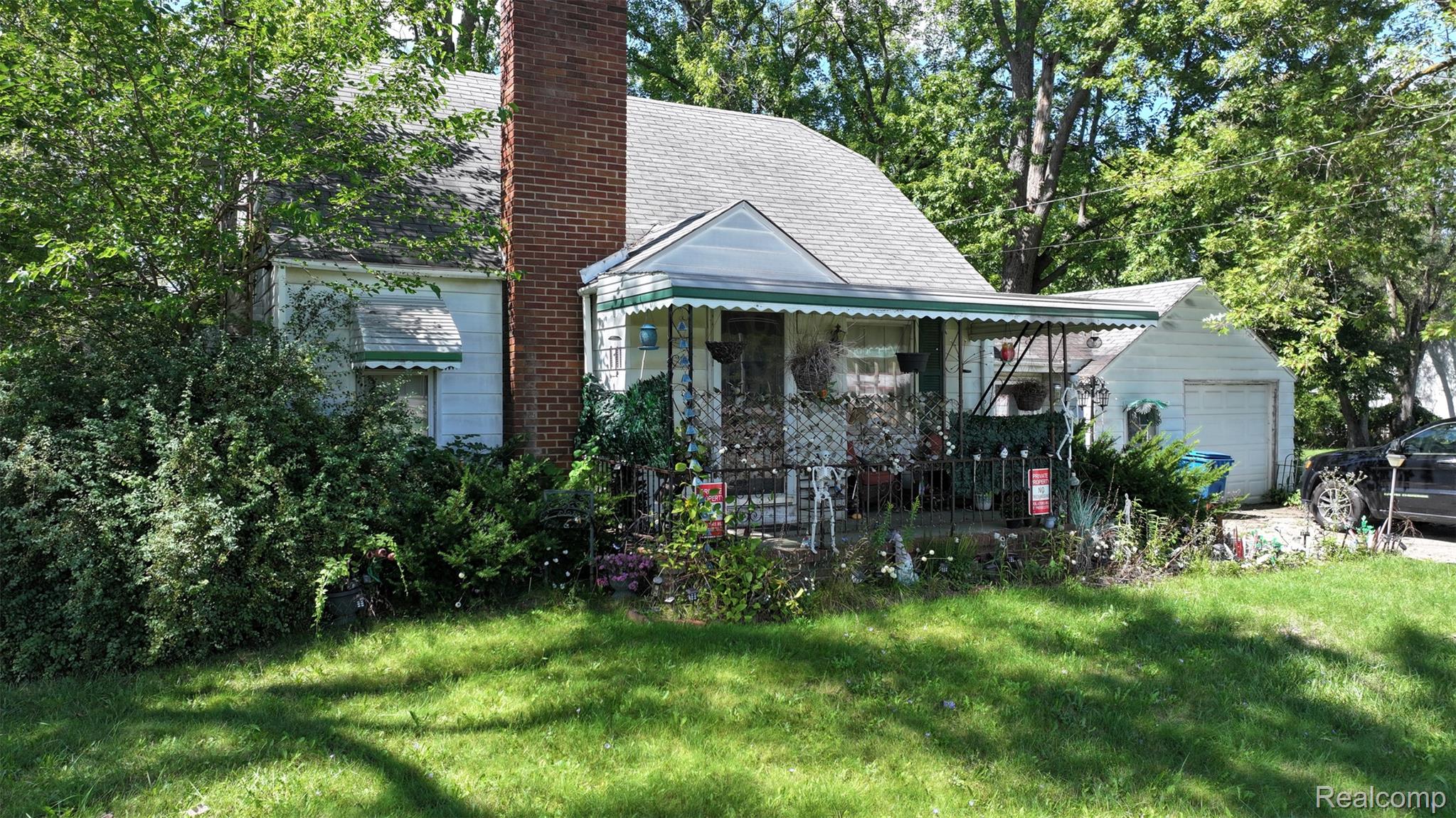 1220 Belsay Property Photo 3
