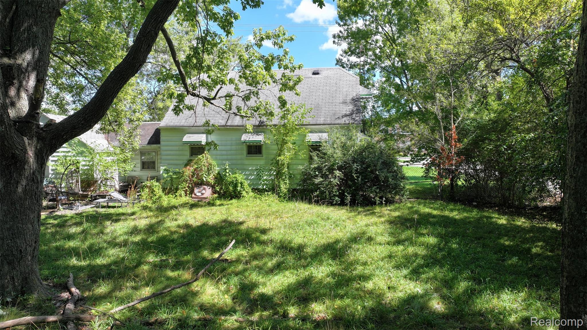 1220 Belsay Property Photo 5