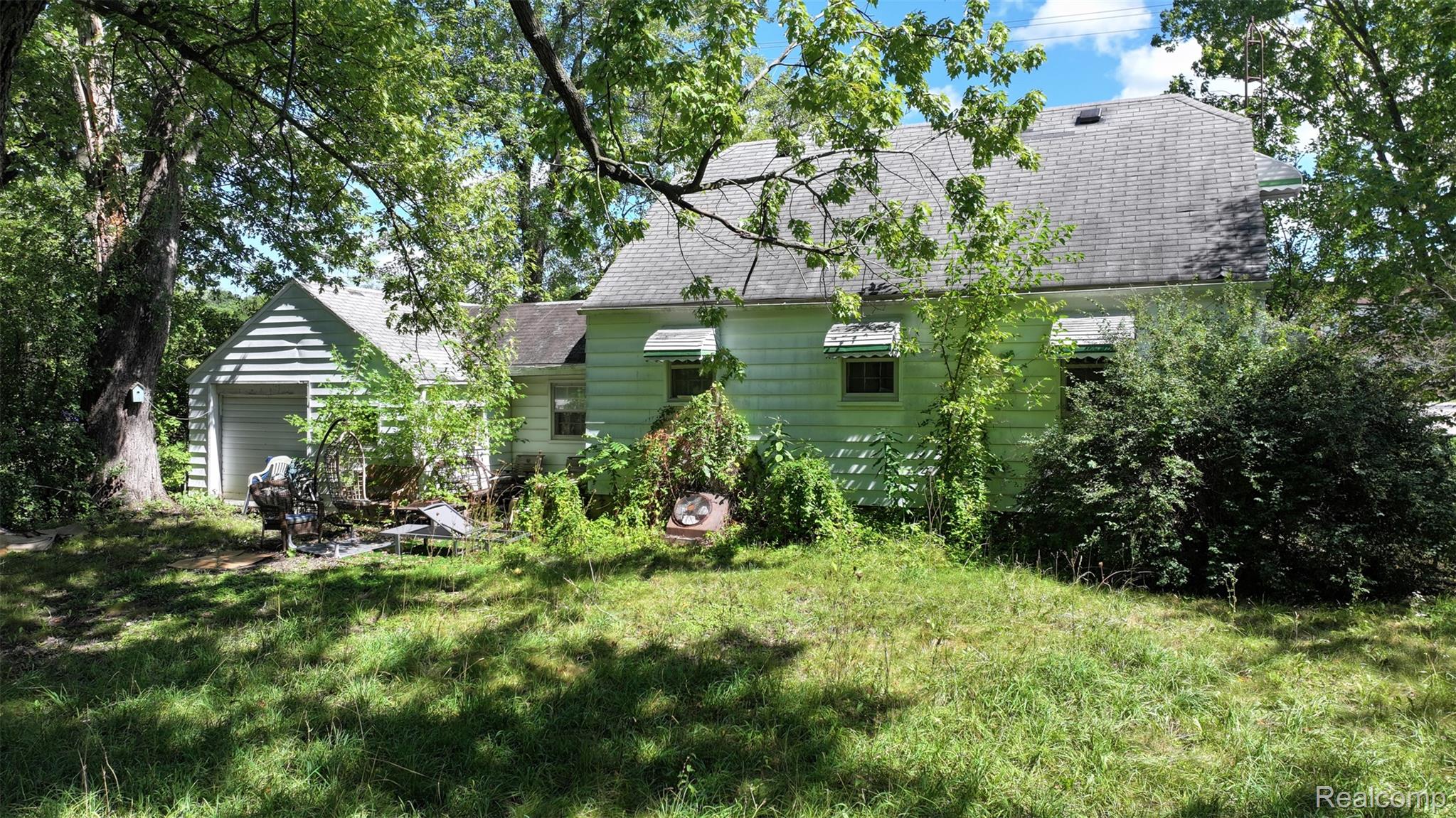 1220 Belsay Property Photo 6