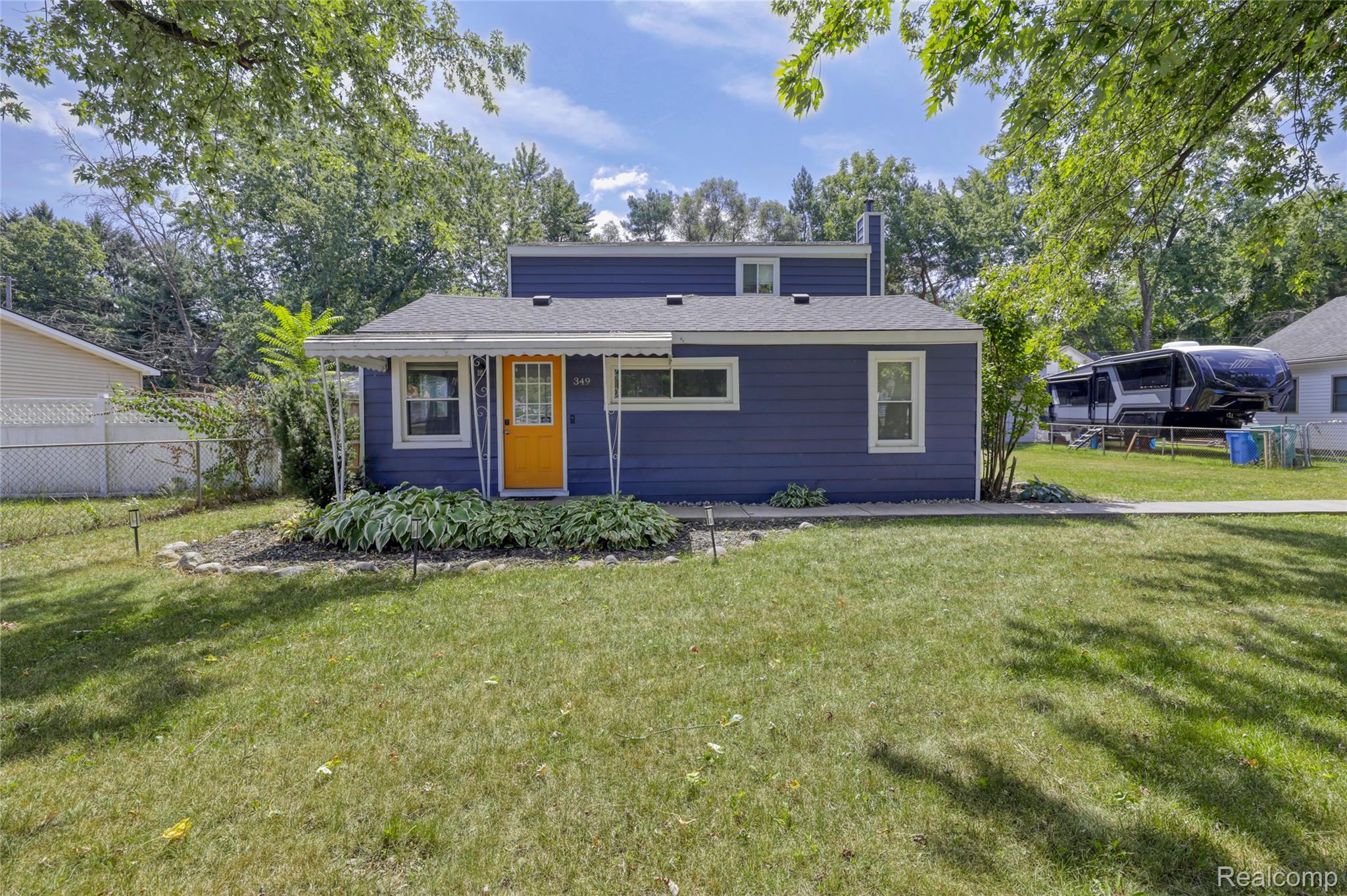 349 W Beechdale Street Property Photo 1