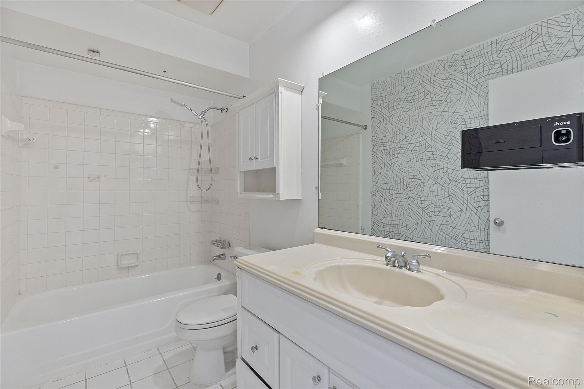 14200 Ivanhoe Drive 159 Property Photo 9