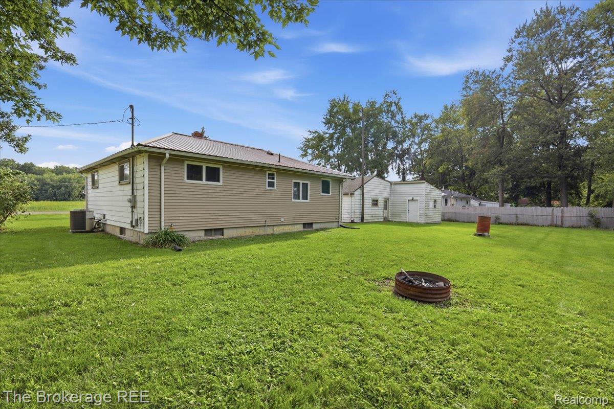 11973 E Brooks Road Property Photo 23