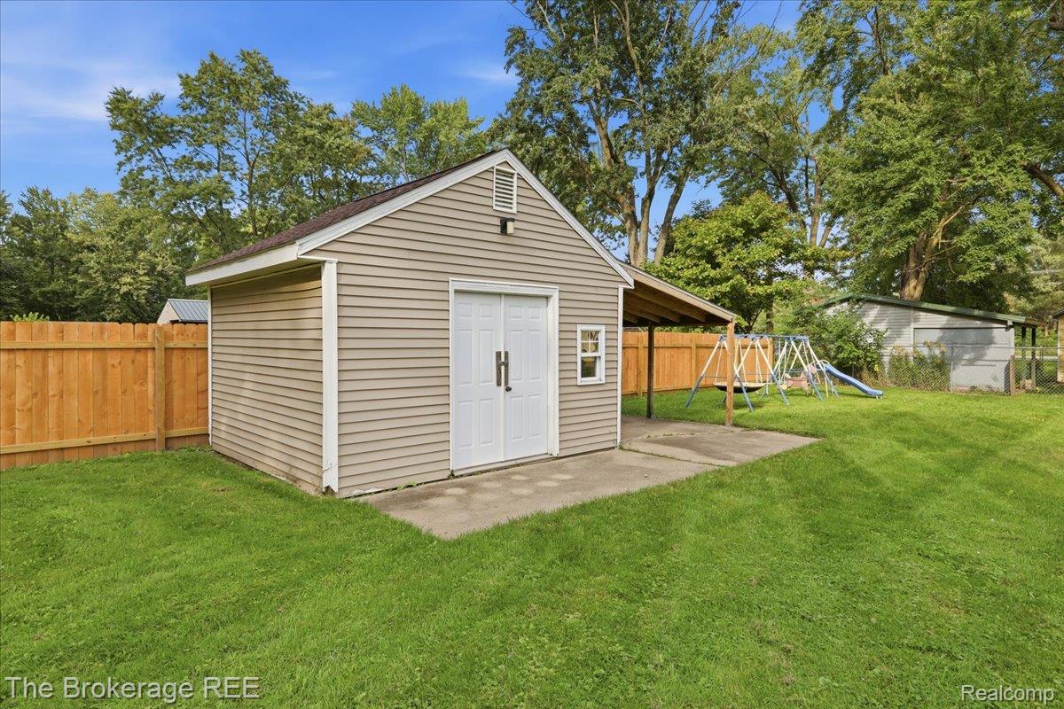 11973 E Brooks Road Property Photo 27
