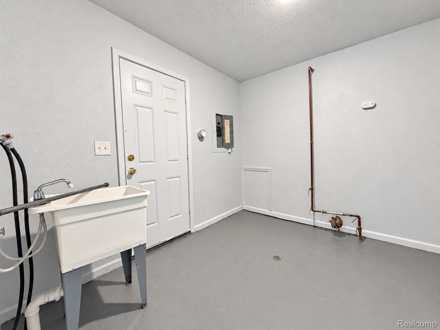 7200 Edgeton Street Property Photo 13