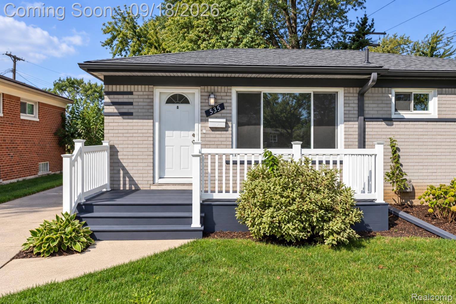 535 E Rose Avenue Property Photo 1