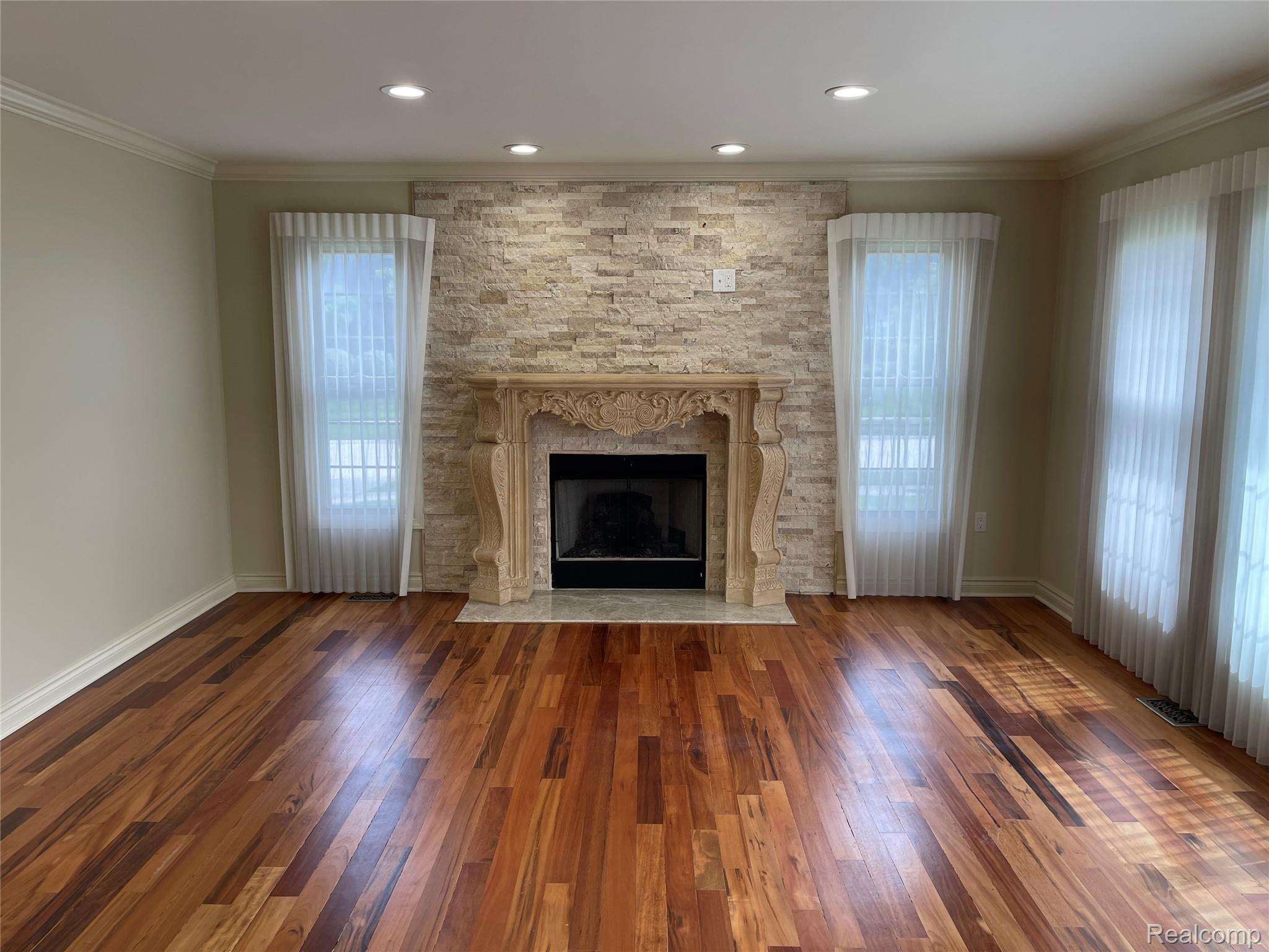 45856 Bristol Circle Property Photo 4