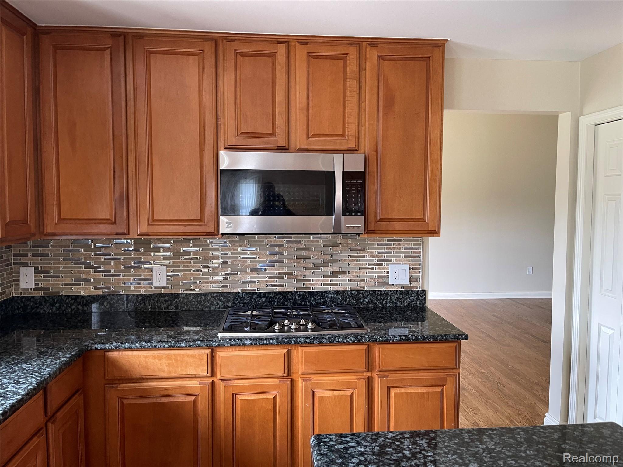 45856 Bristol Circle Property Photo 17