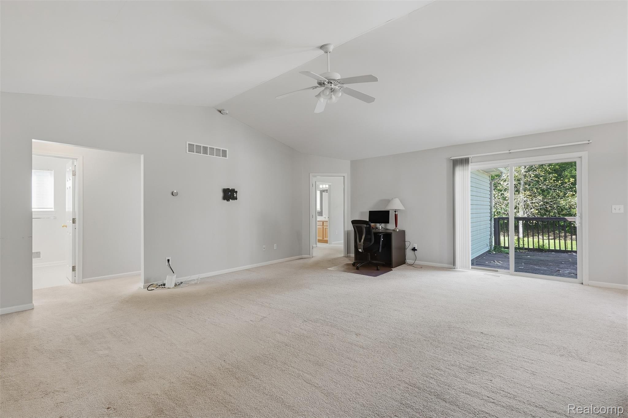 2649 Thistlewood Drive Property Photo 9