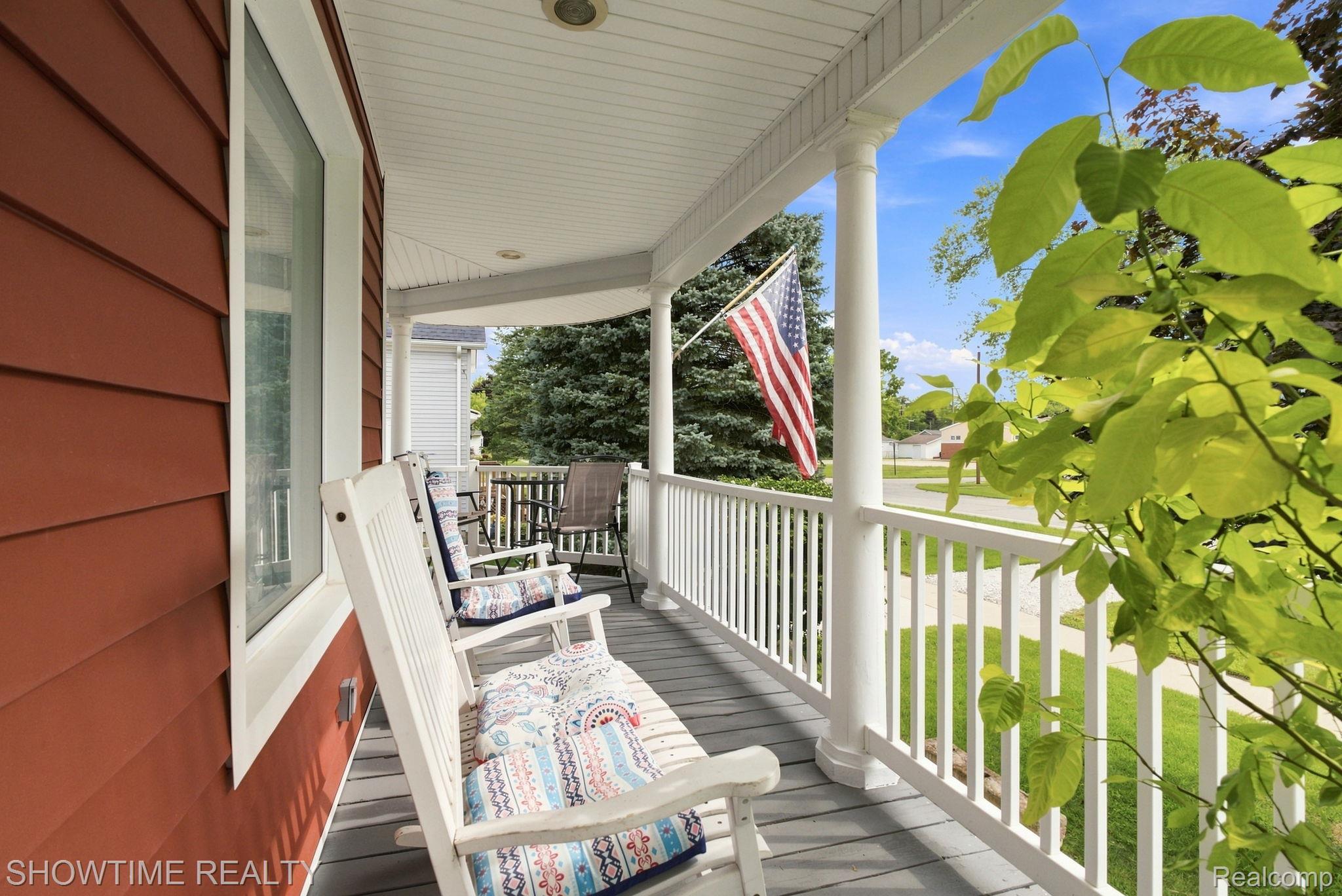 1513 Saint Clair Boulevard Property Photo 4