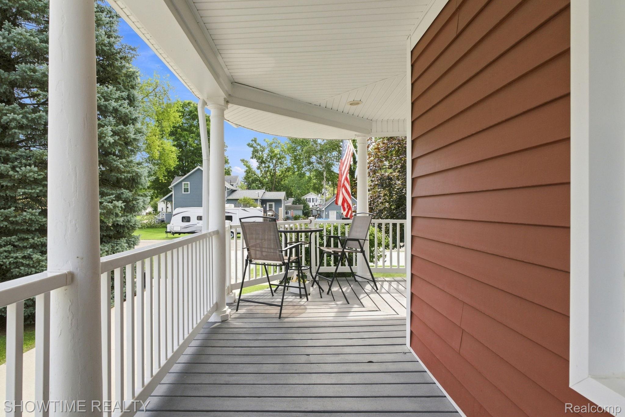 1513 Saint Clair Boulevard Property Photo 6