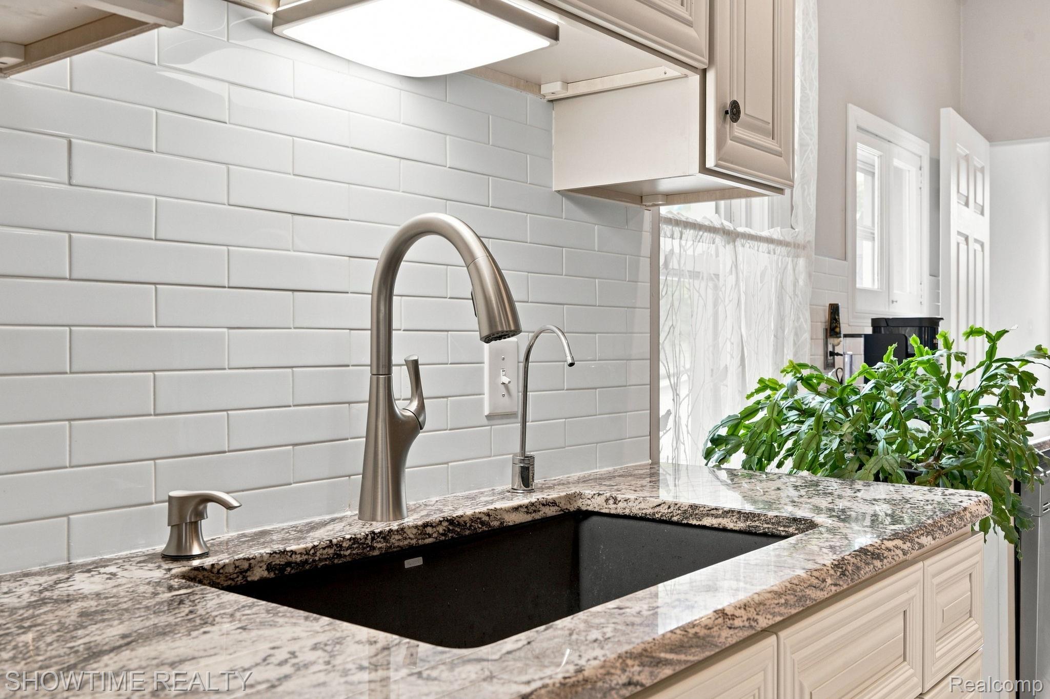 1513 Saint Clair Boulevard Property Photo 16