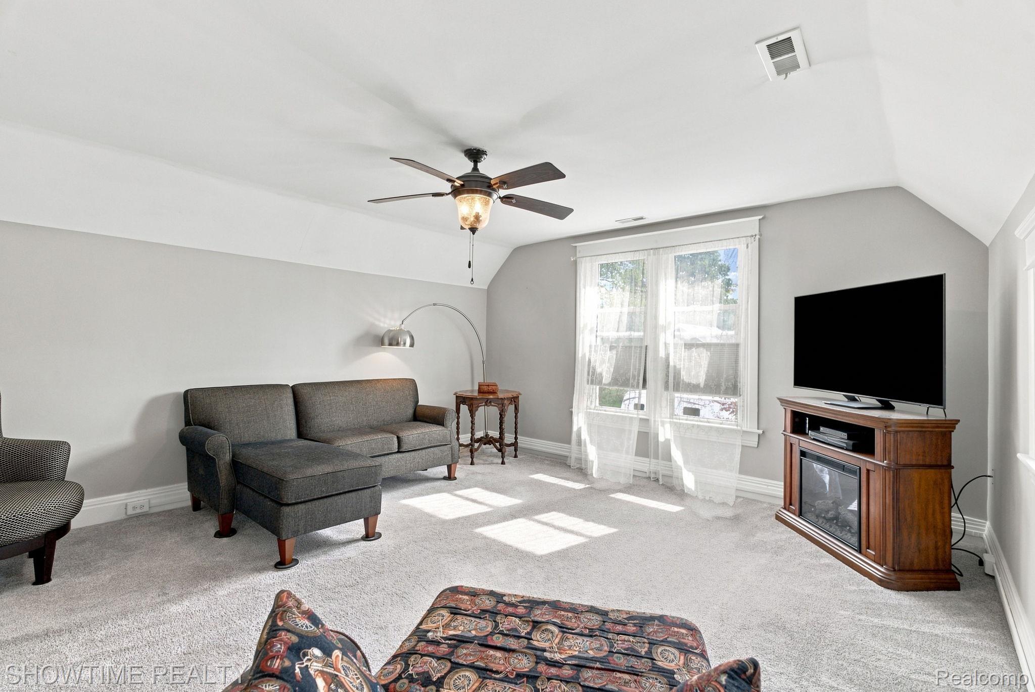1513 Saint Clair Boulevard Property Photo 36