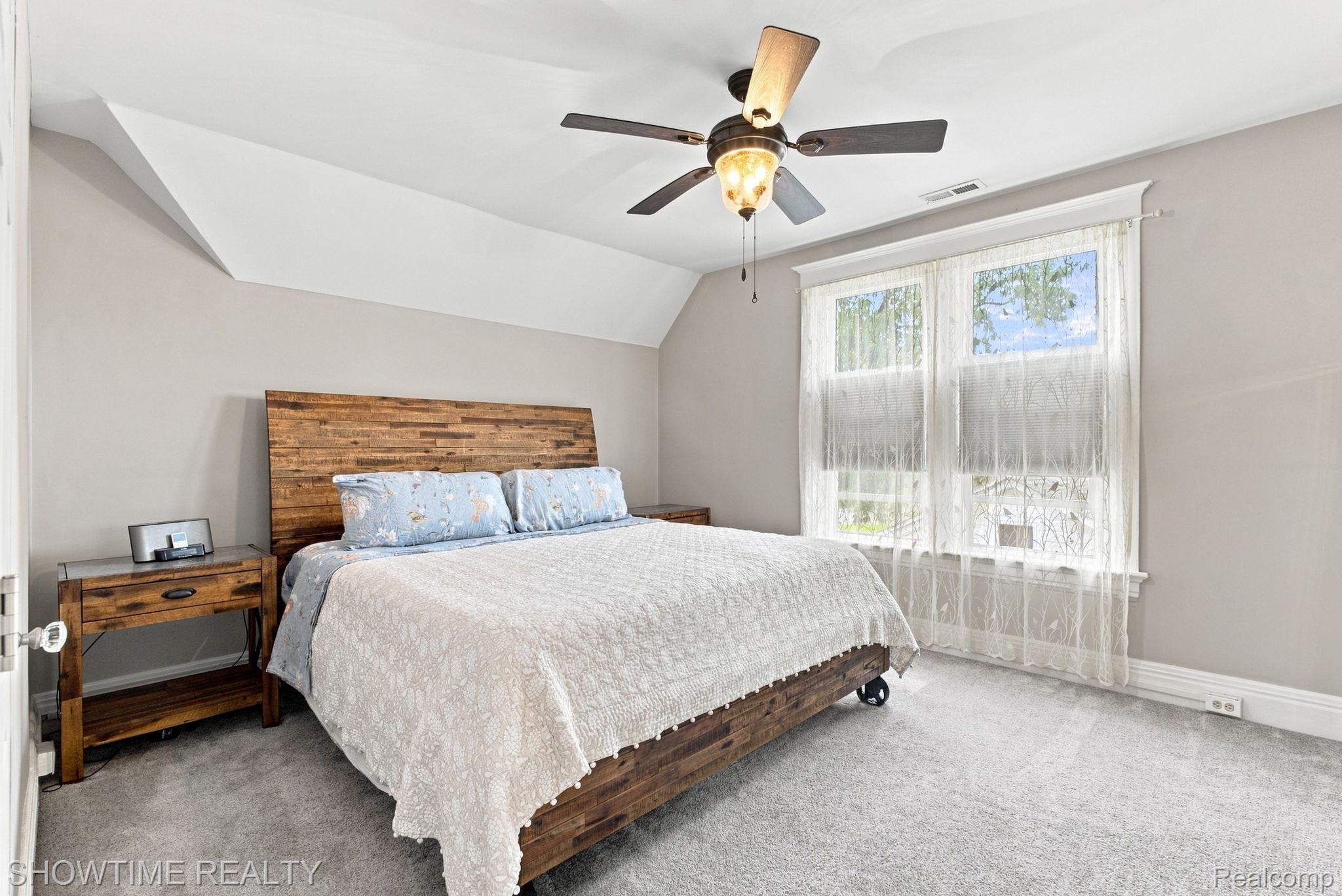 1513 Saint Clair Boulevard Property Photo 38