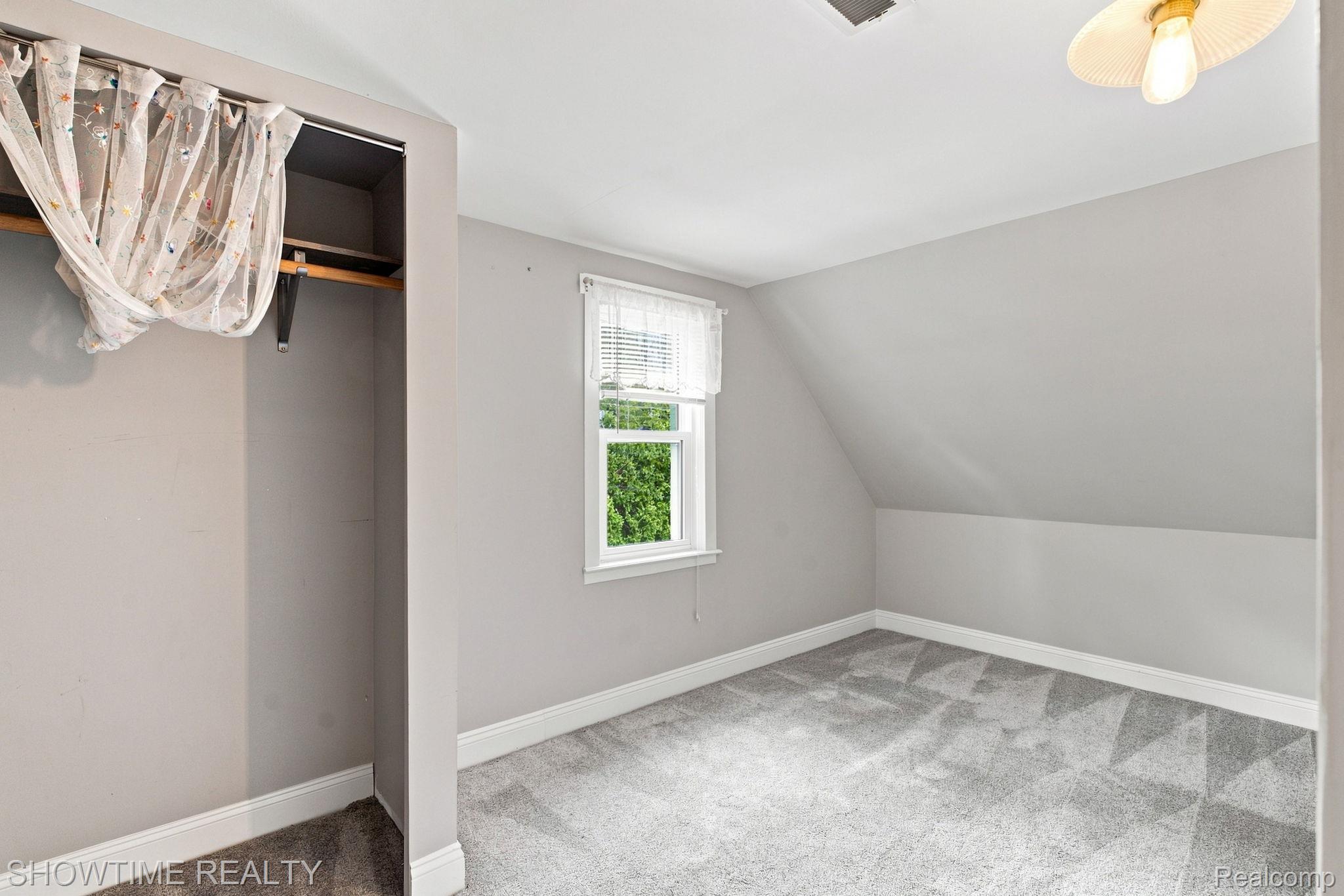 1513 Saint Clair Boulevard Property Photo 40