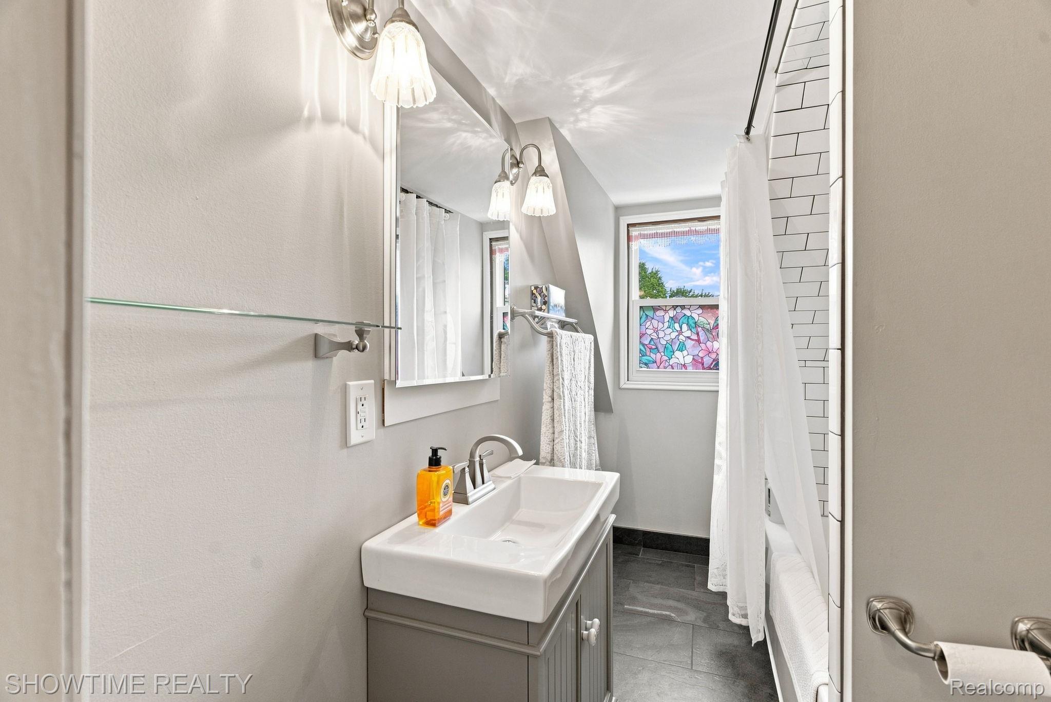 1513 Saint Clair Boulevard Property Photo 42