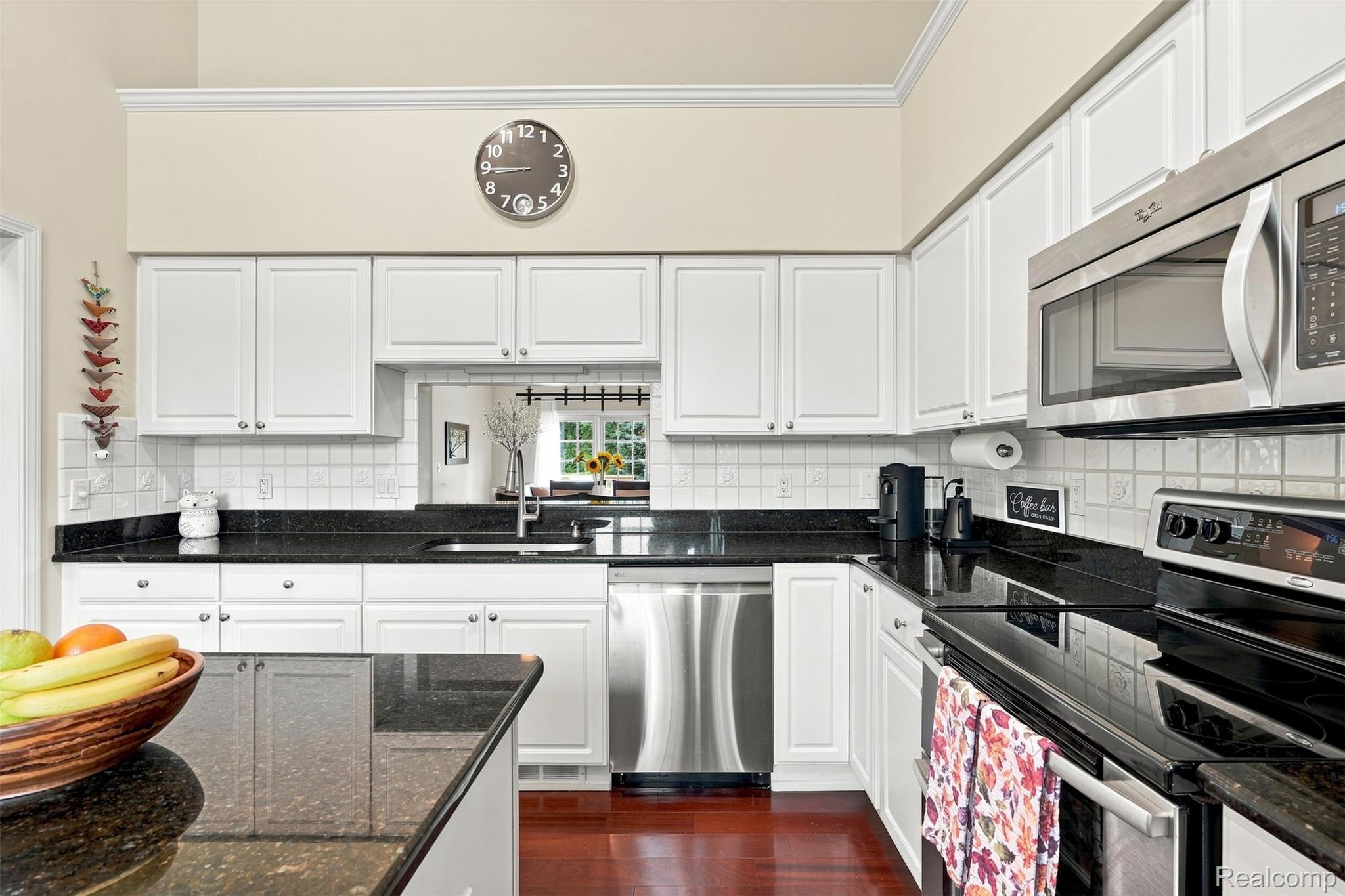1385 Copper Circle Property Photo 21
