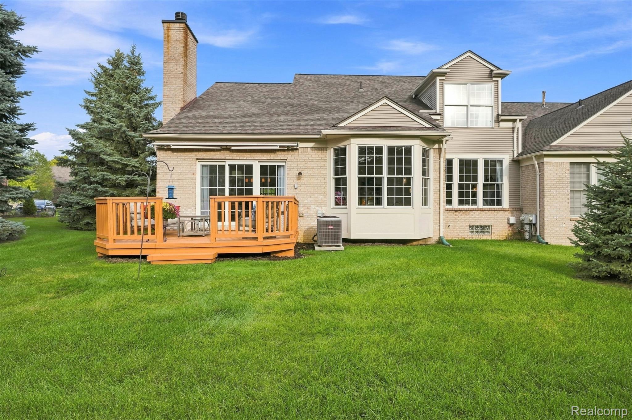 1385 Copper Circle Property Photo 49