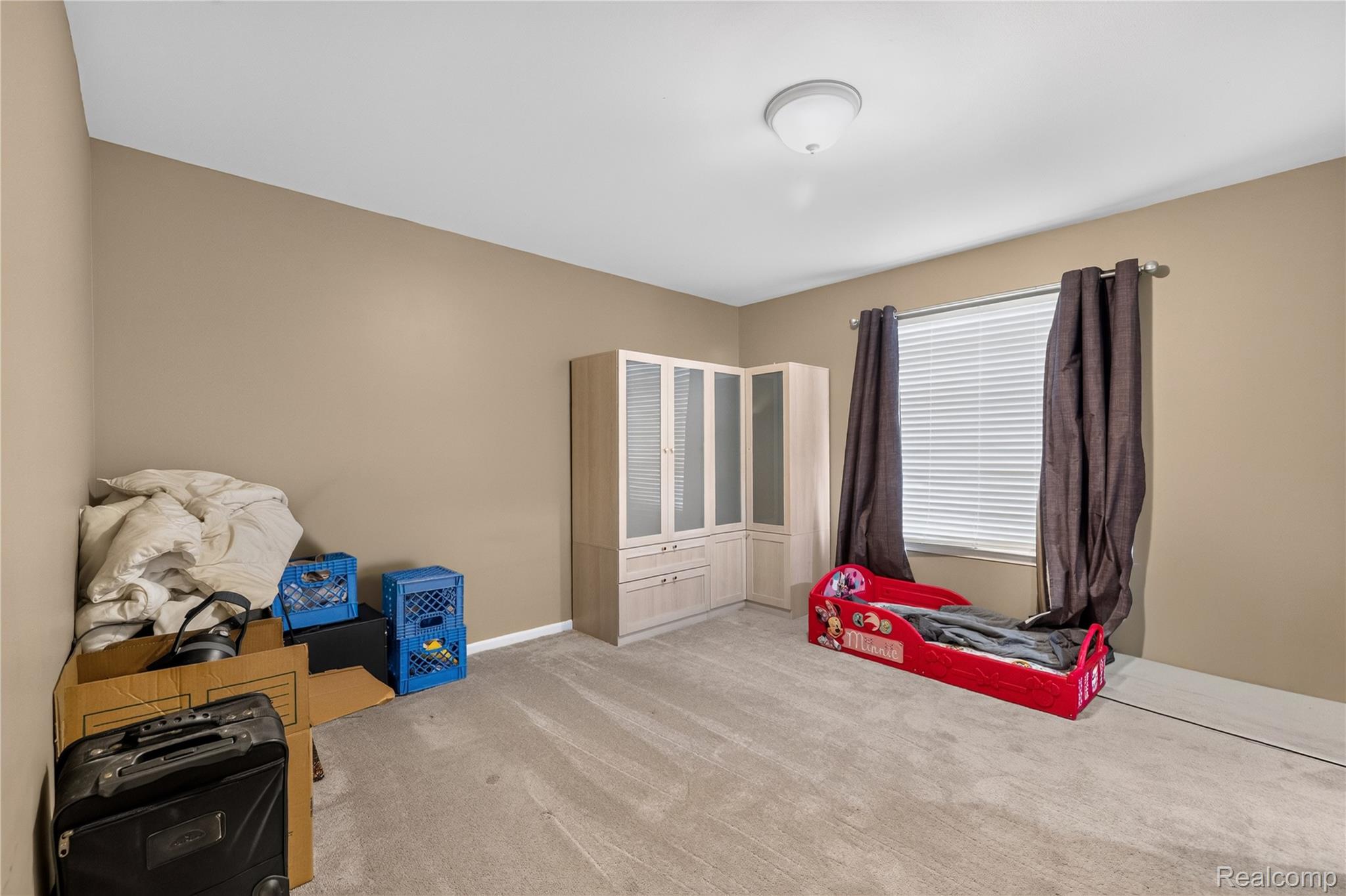 9166 Lantern Way Property Photo 10
