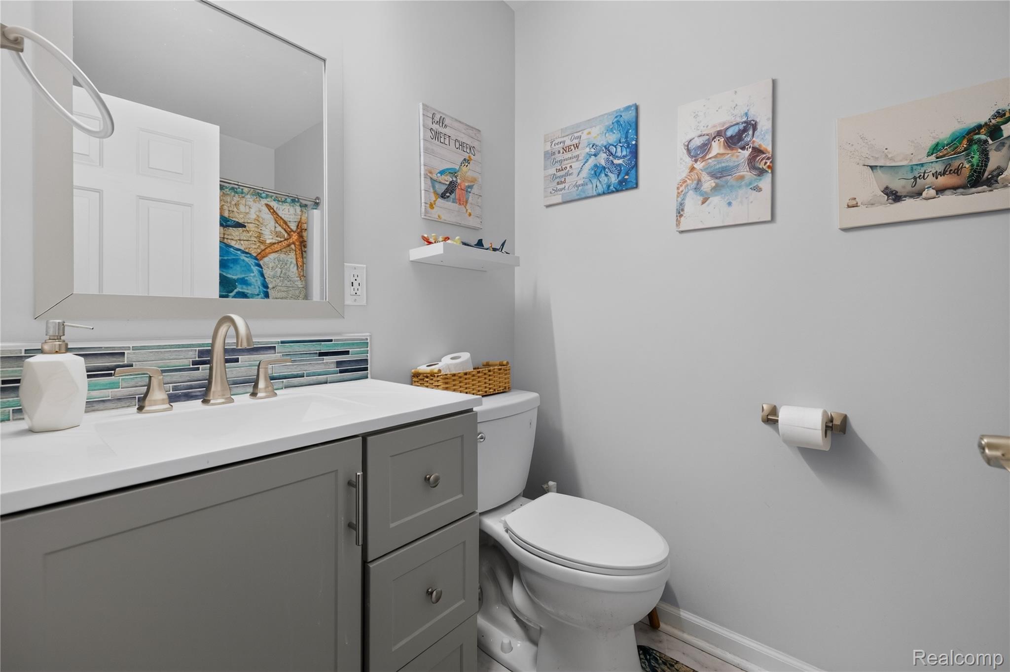 9166 Lantern Way Property Photo 13