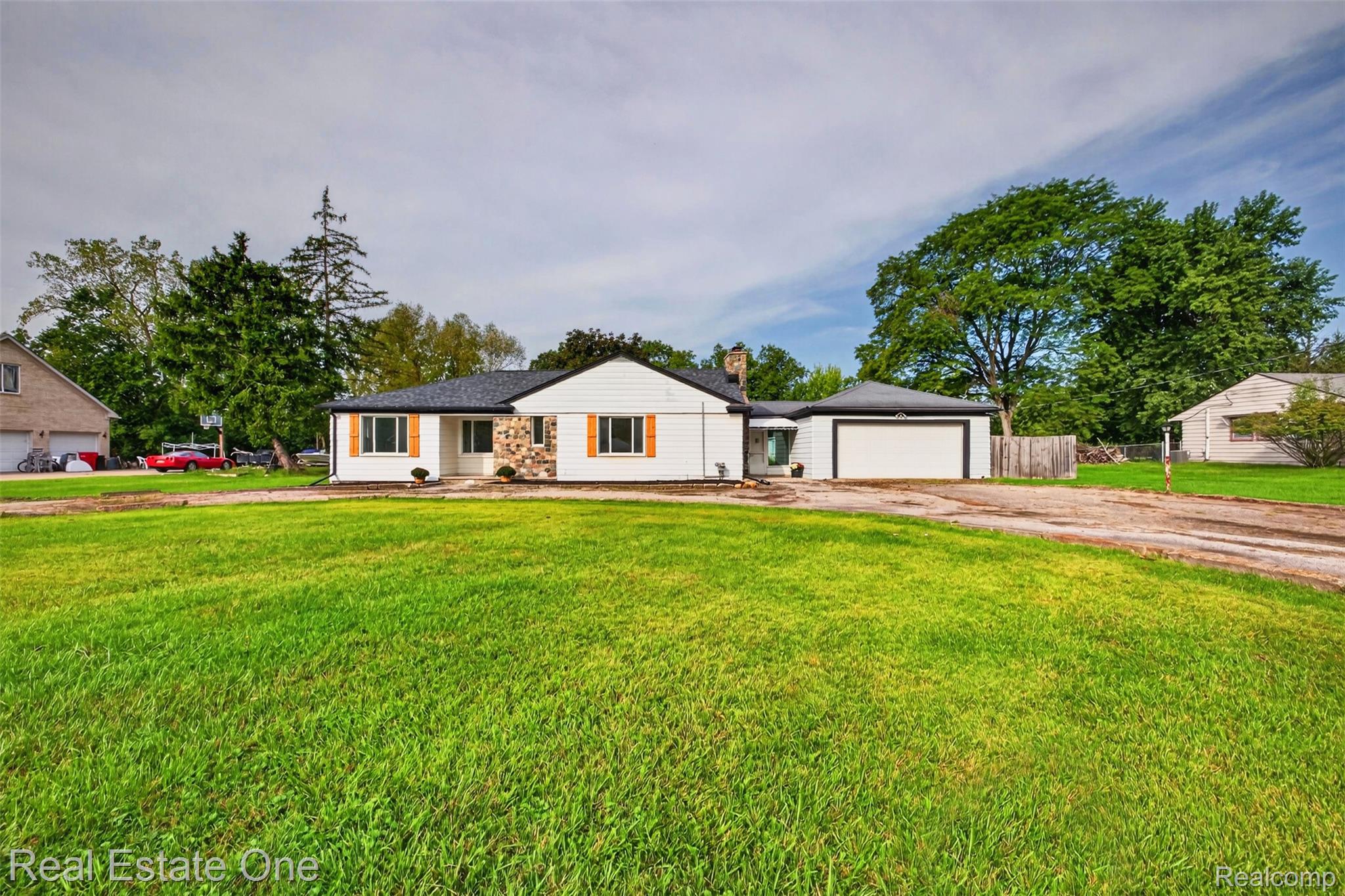 25275 Ravine Street Property Photo 1