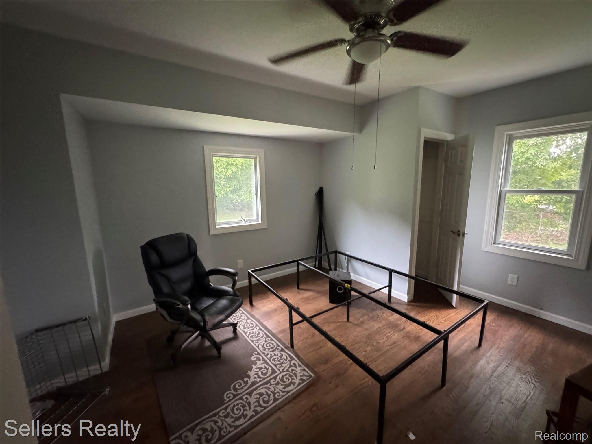 7230 N Mckinley Road Property Photo 7