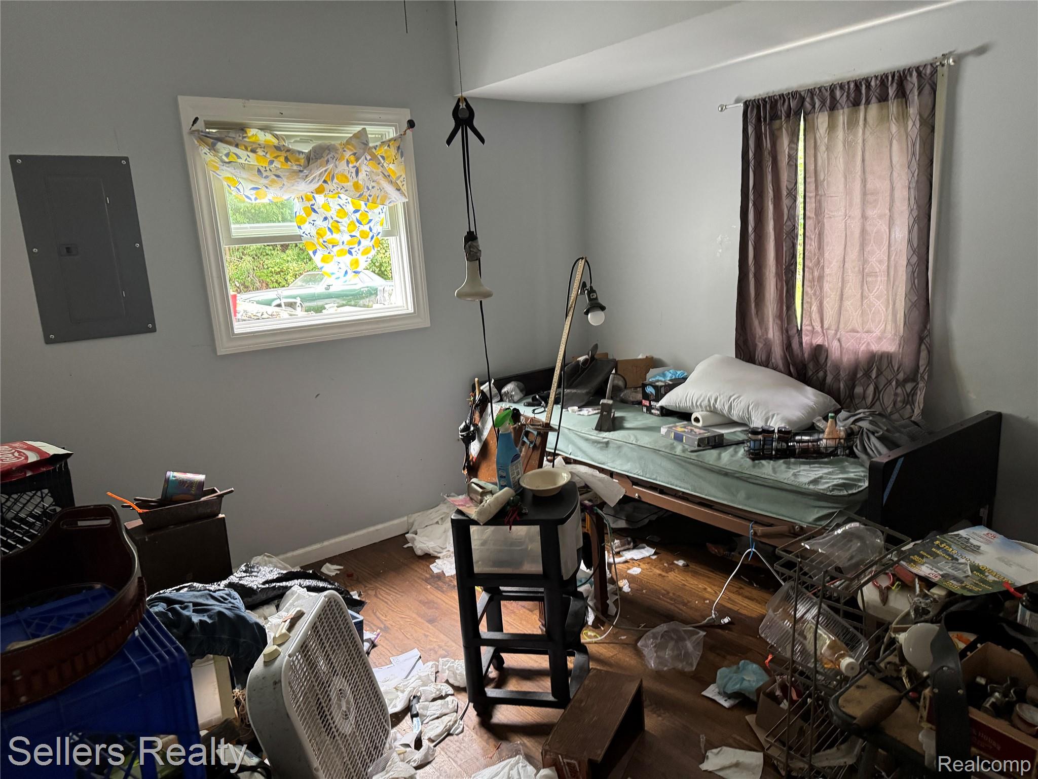 7230 N Mckinley Road Property Photo 13