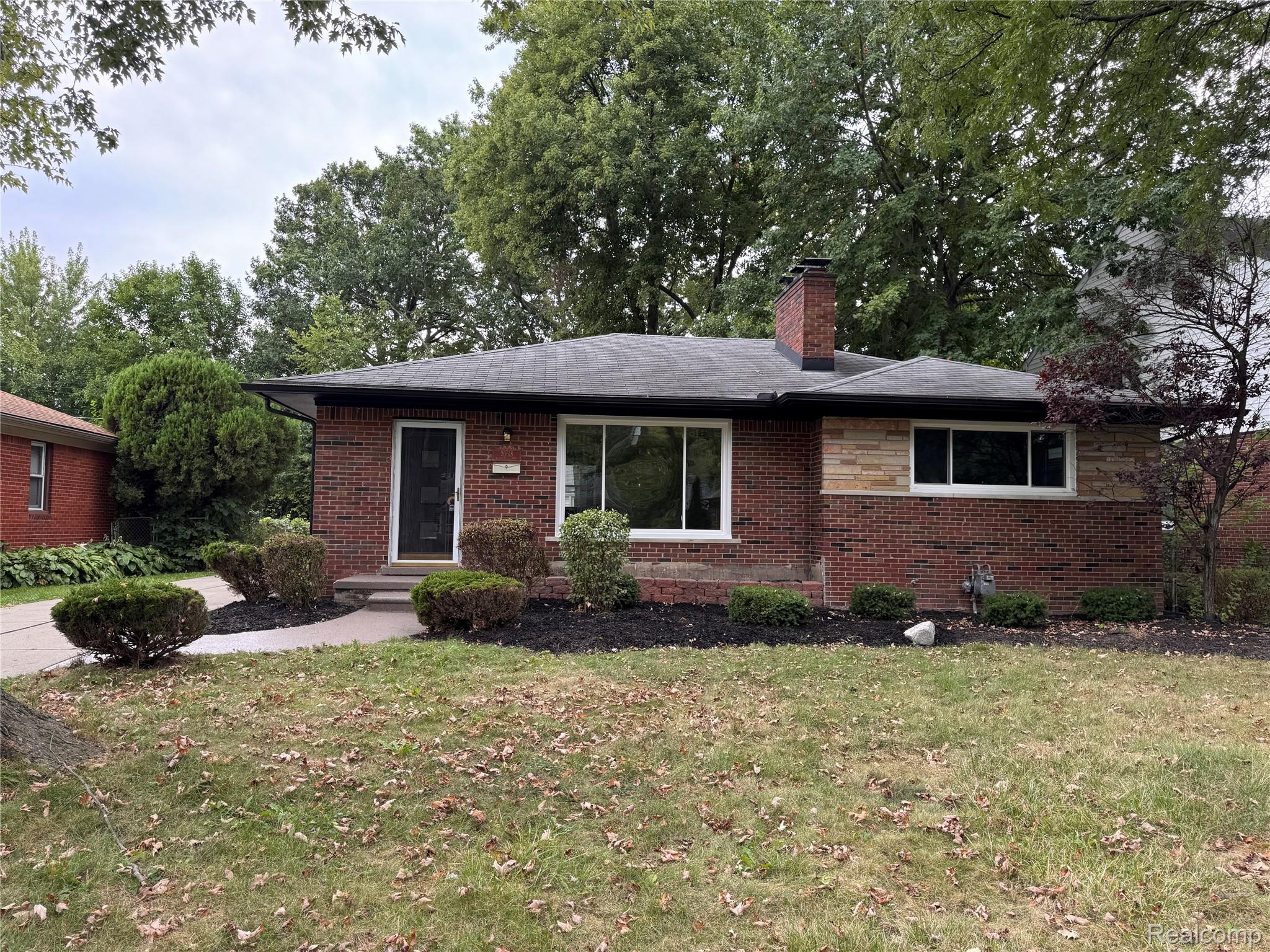 20618 Woodside Street Property Photo 1