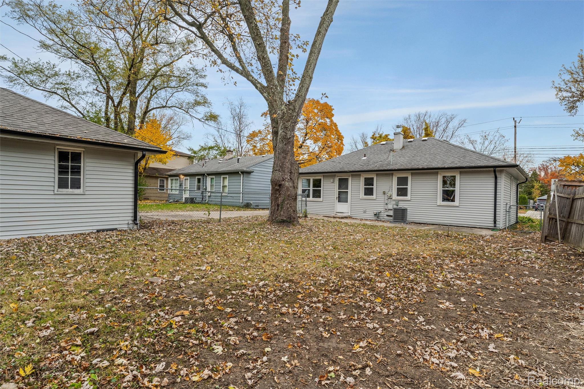 15751 W 14 Mile Road Property Photo 21