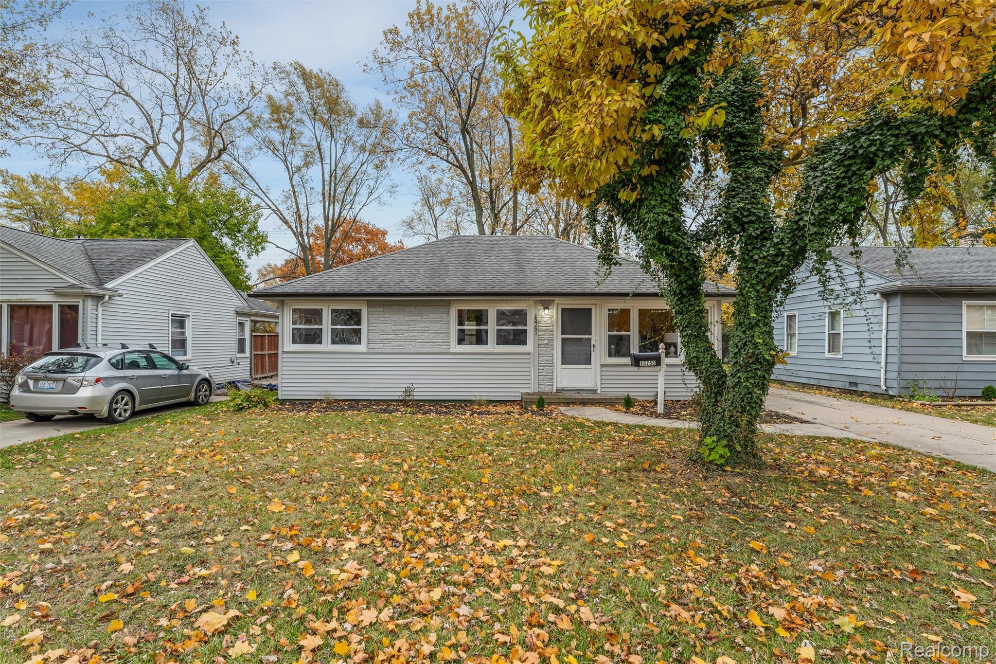 15751 W 14 Mile Road Property Photo 24