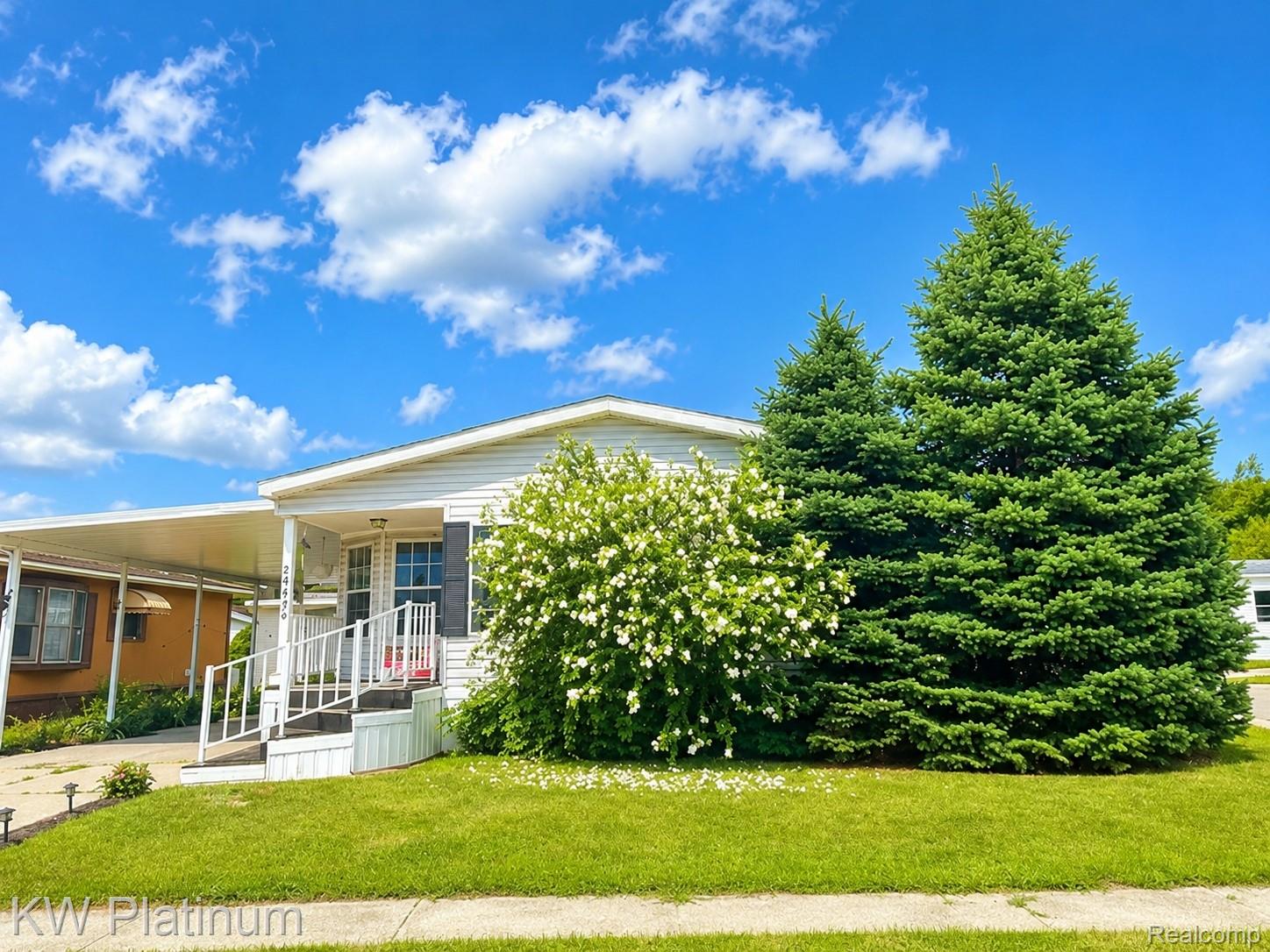 49454 Wisteria Court Property Photo 1