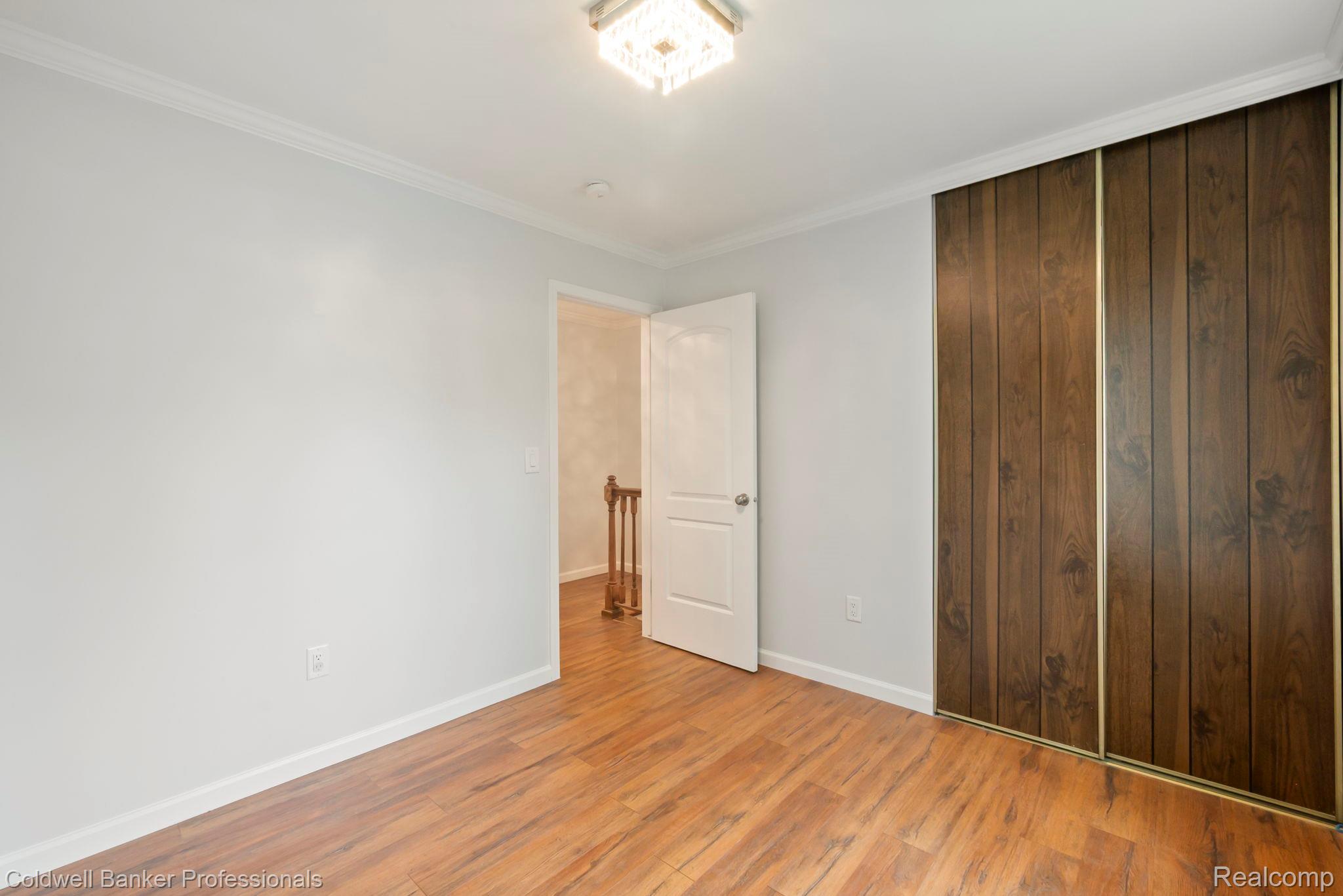 2838 Roundtree Drive Property Photo 35