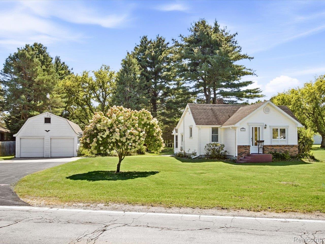 4369 Atkins Road Property Photo 1