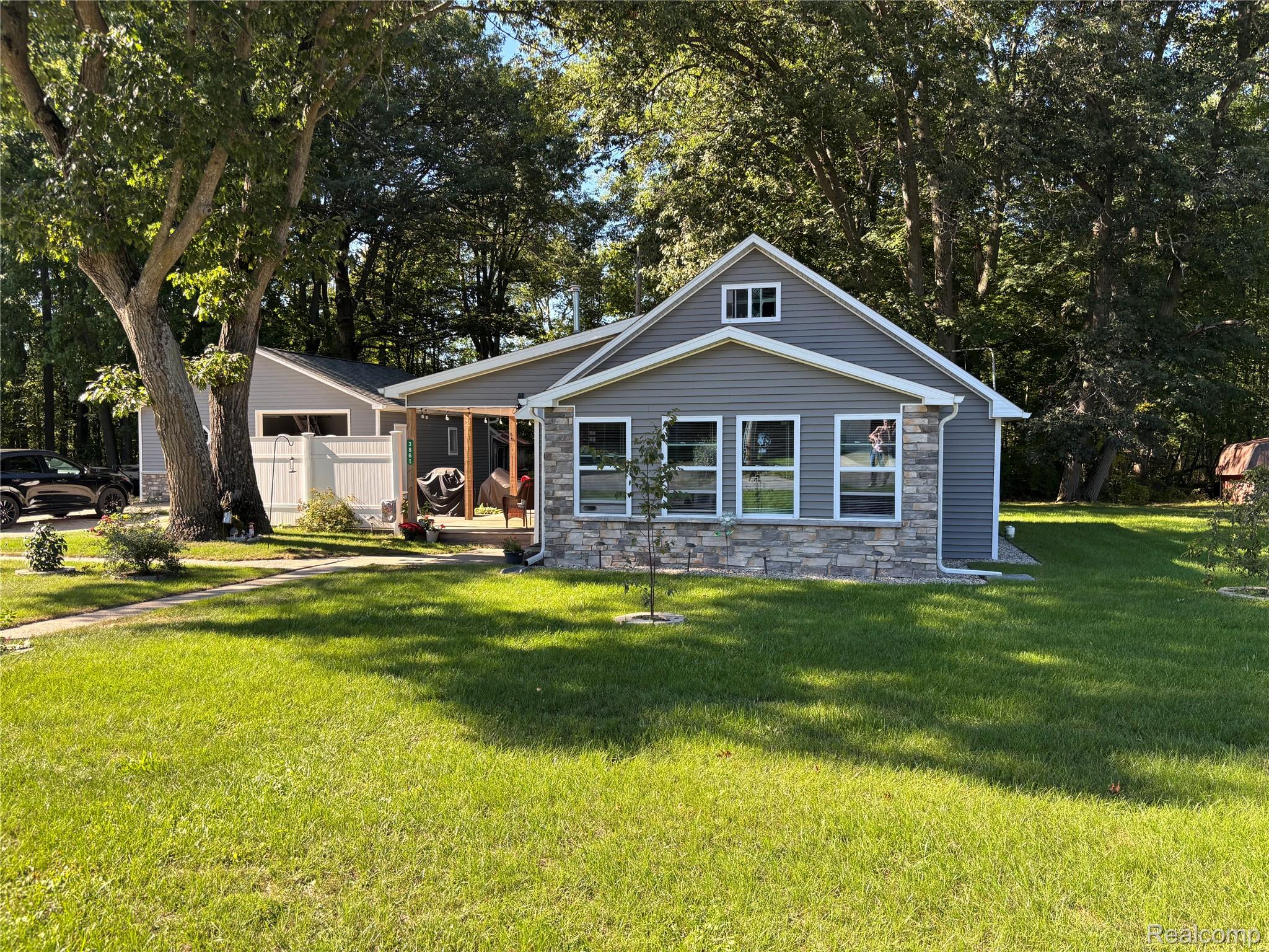 3861 E Michigan Avenue Property Photo 1