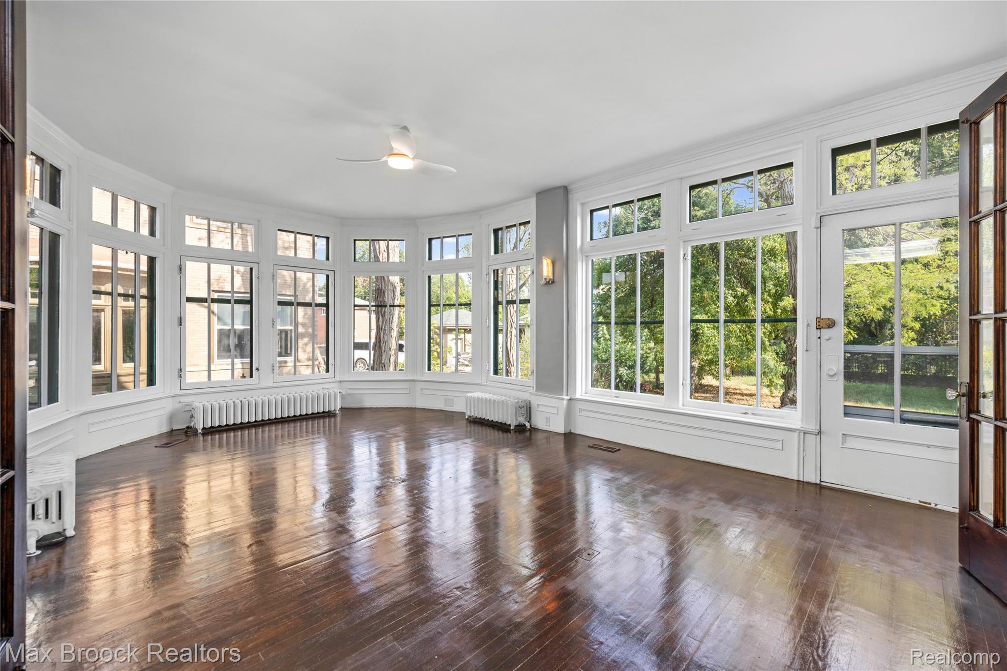94 E Boston Boulevard Property Photo 39