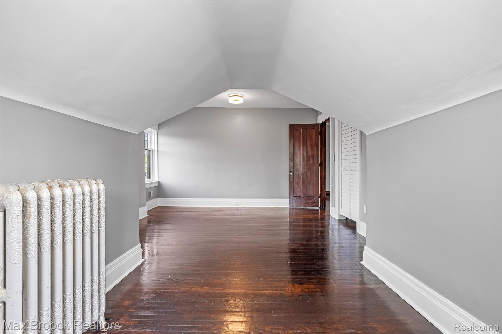 94 E Boston Boulevard Property Photo 51