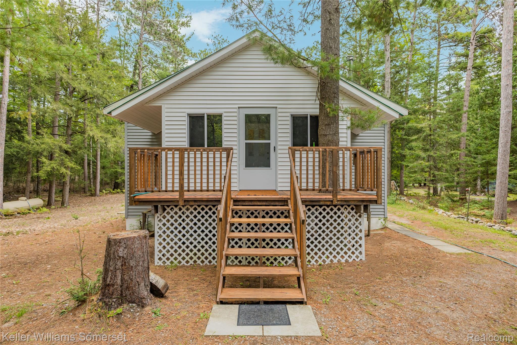 4664 Huron Beach Road Property Photo 4