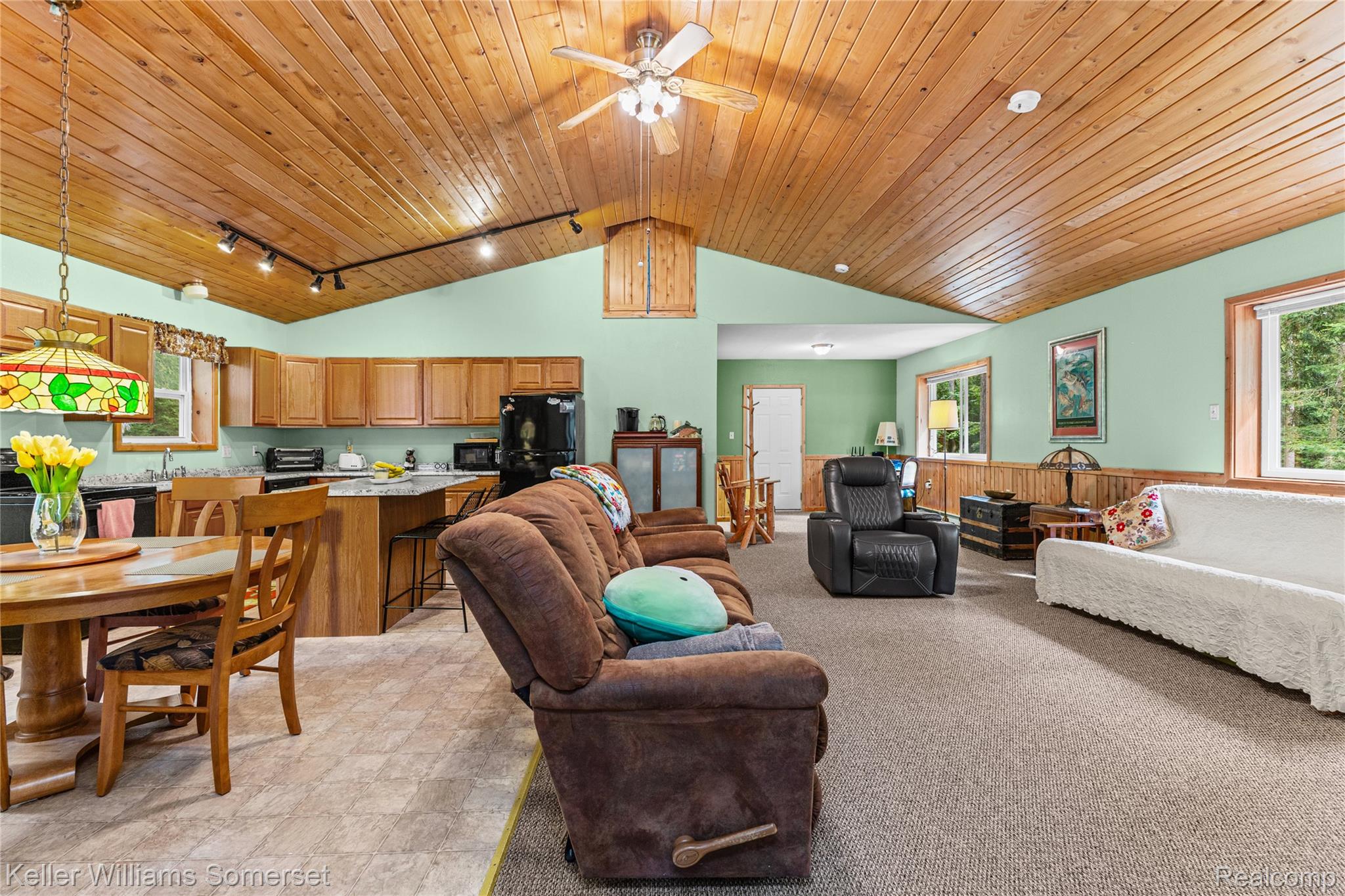 4664 Huron Beach Road Property Photo 8