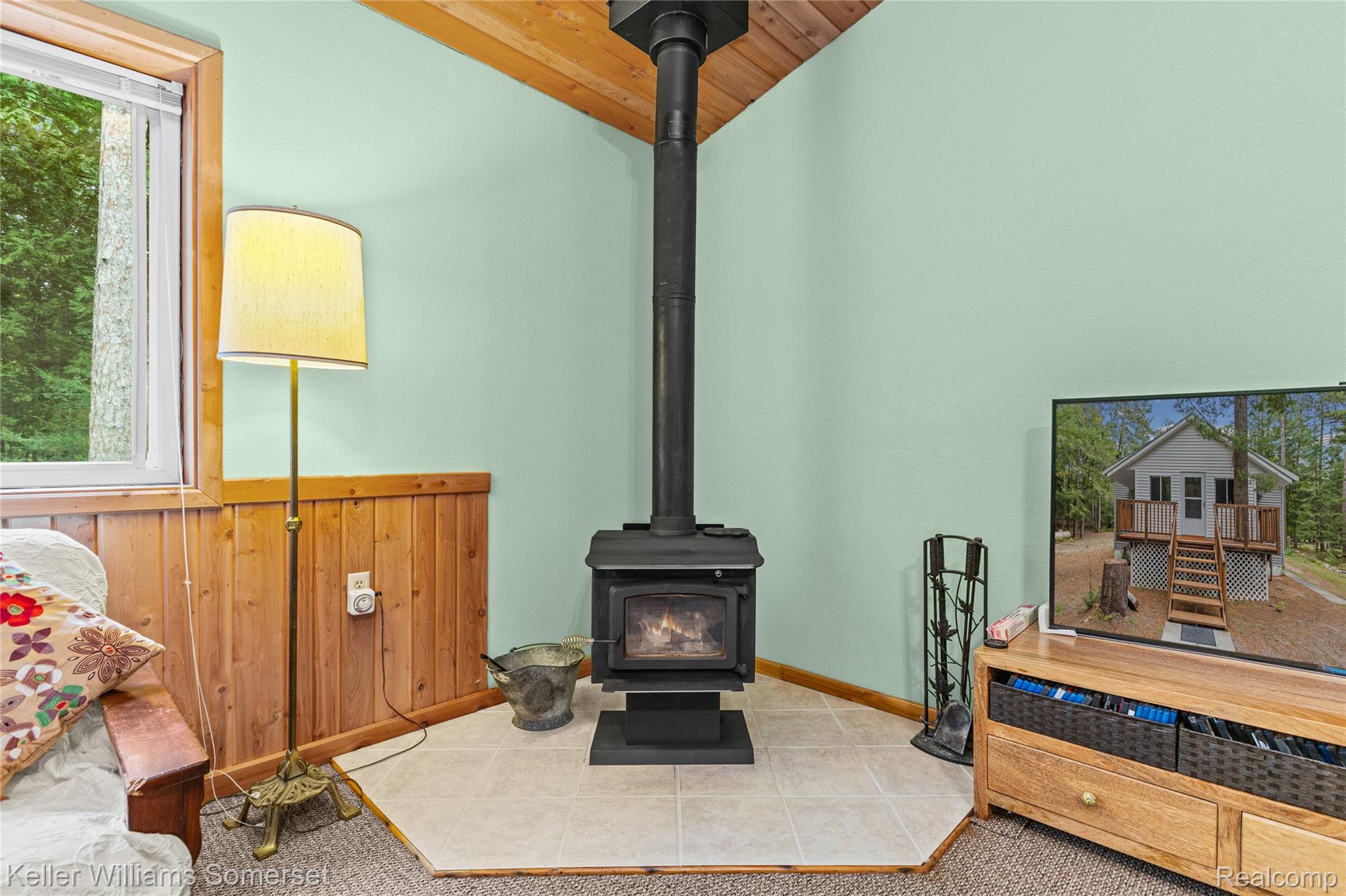 4664 Huron Beach Road Property Photo 11