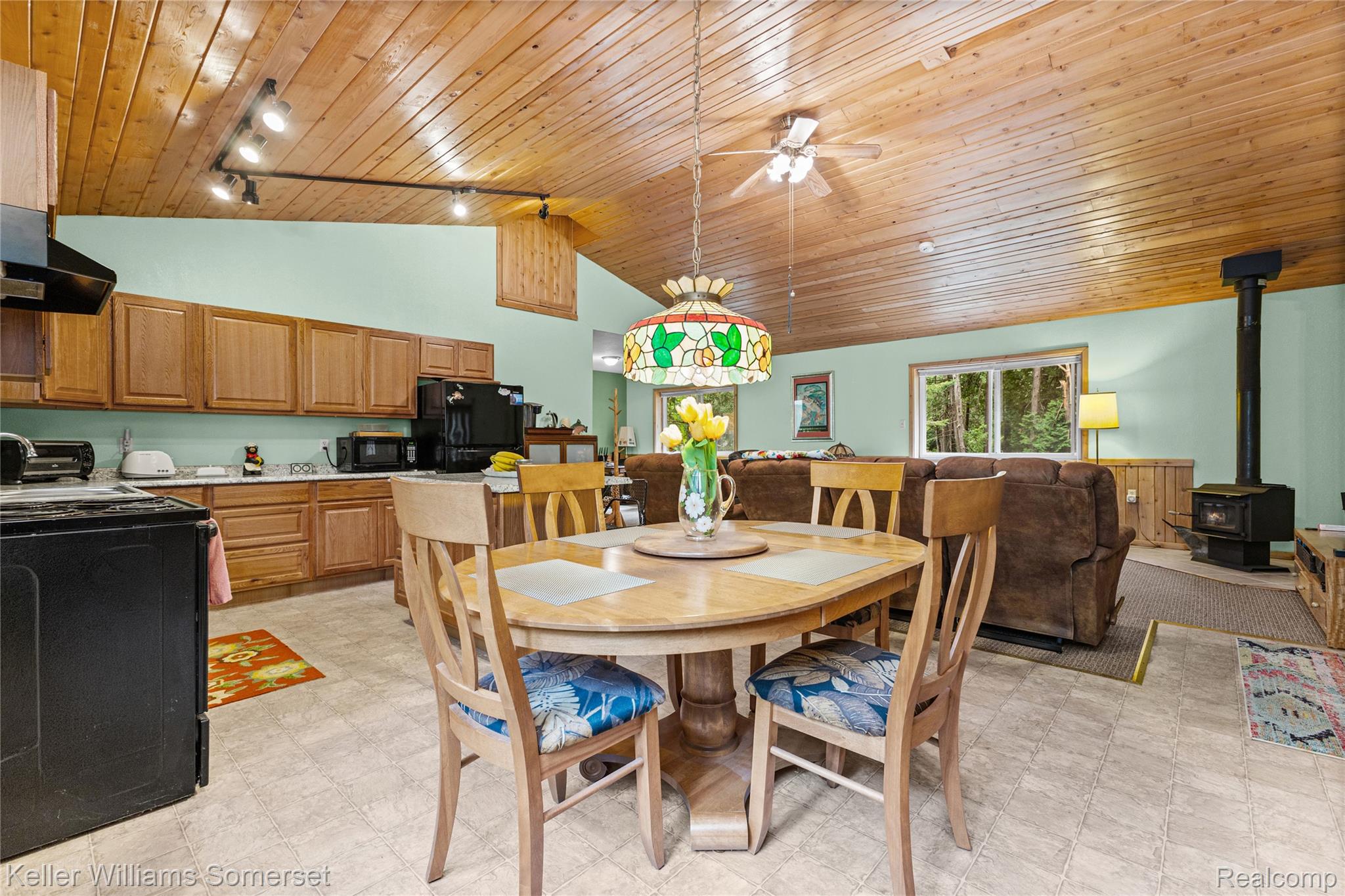 4664 Huron Beach Road Property Photo 15