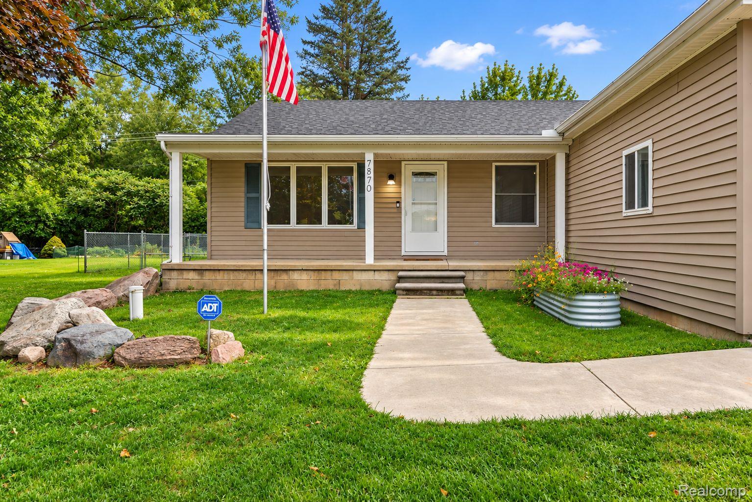 7870 Ormond Road Property Photo 4