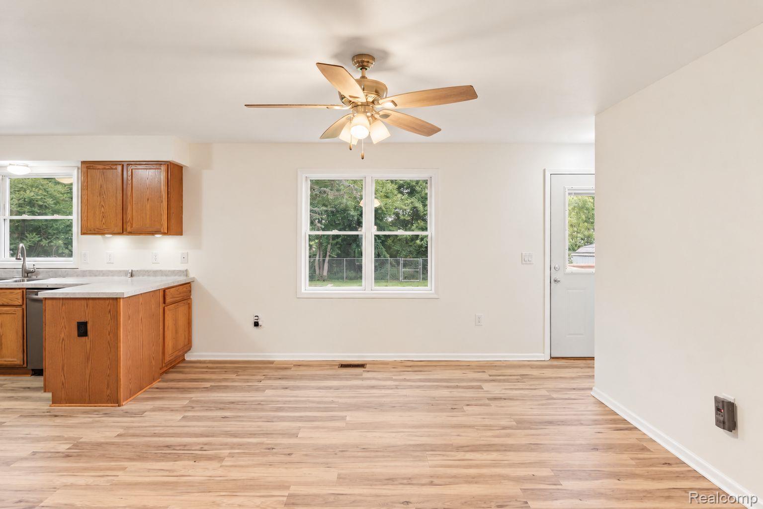 7870 Ormond Road Property Photo 8