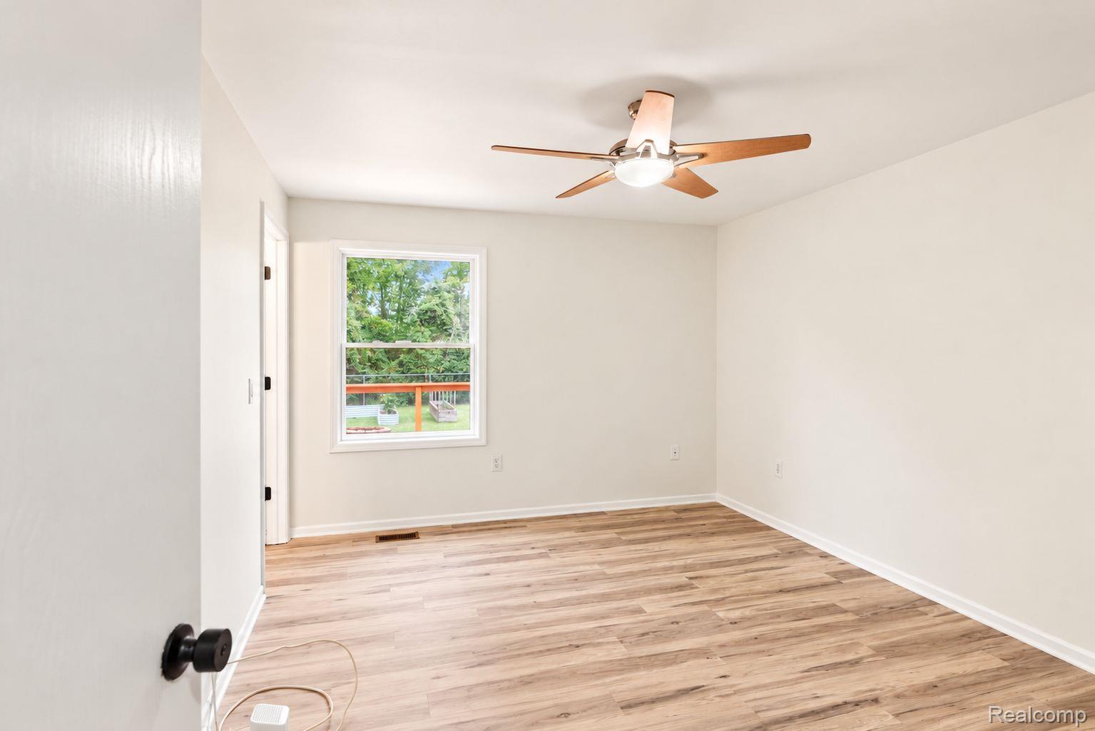 7870 Ormond Road Property Photo 12