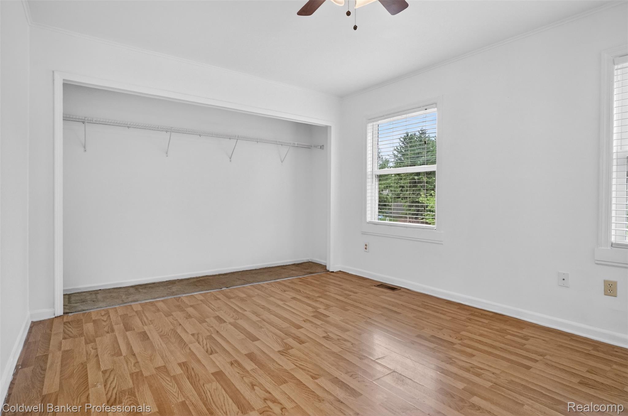 902 Little Hill Court Property Photo 11