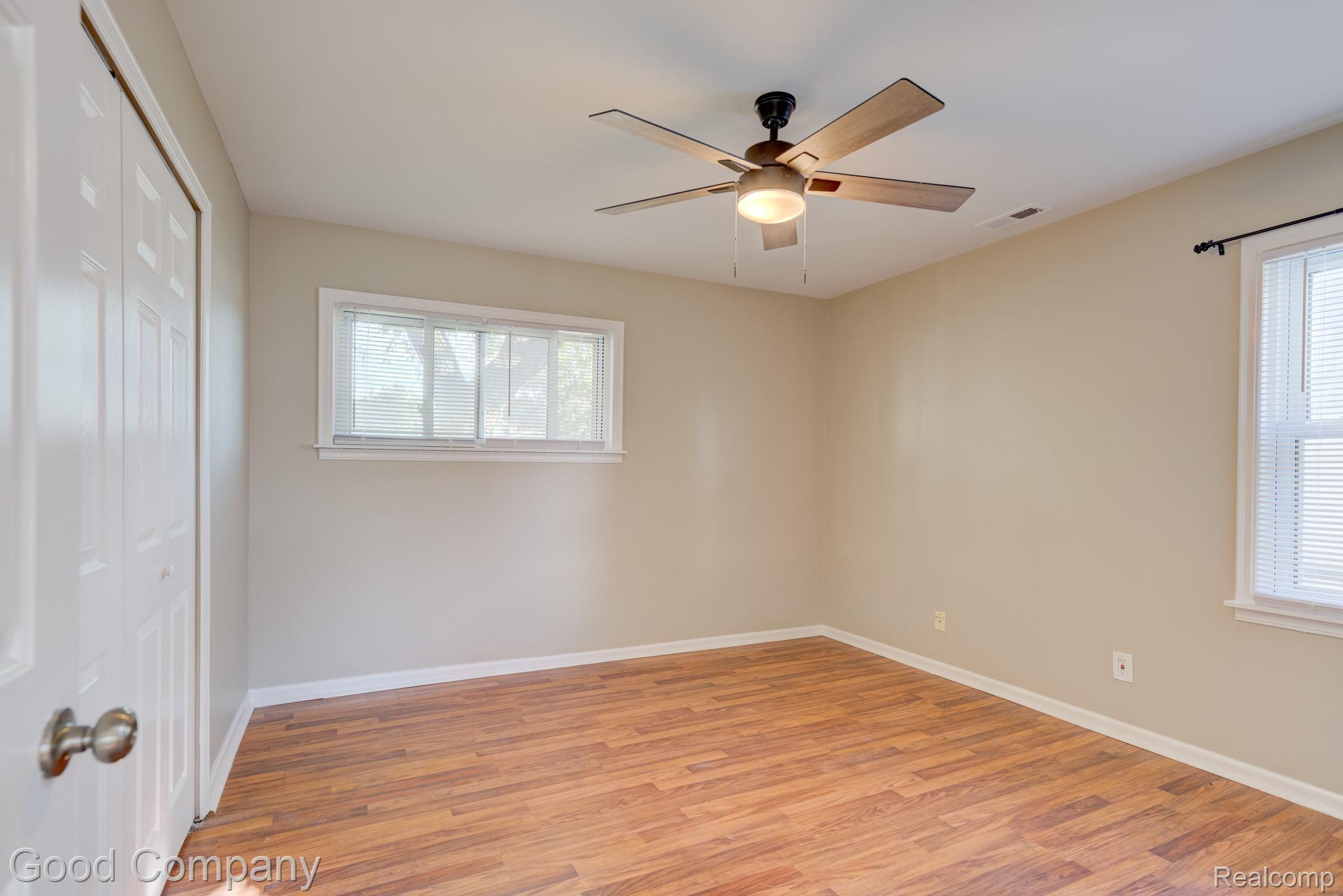38 E Rowland Avenue Property Photo 14