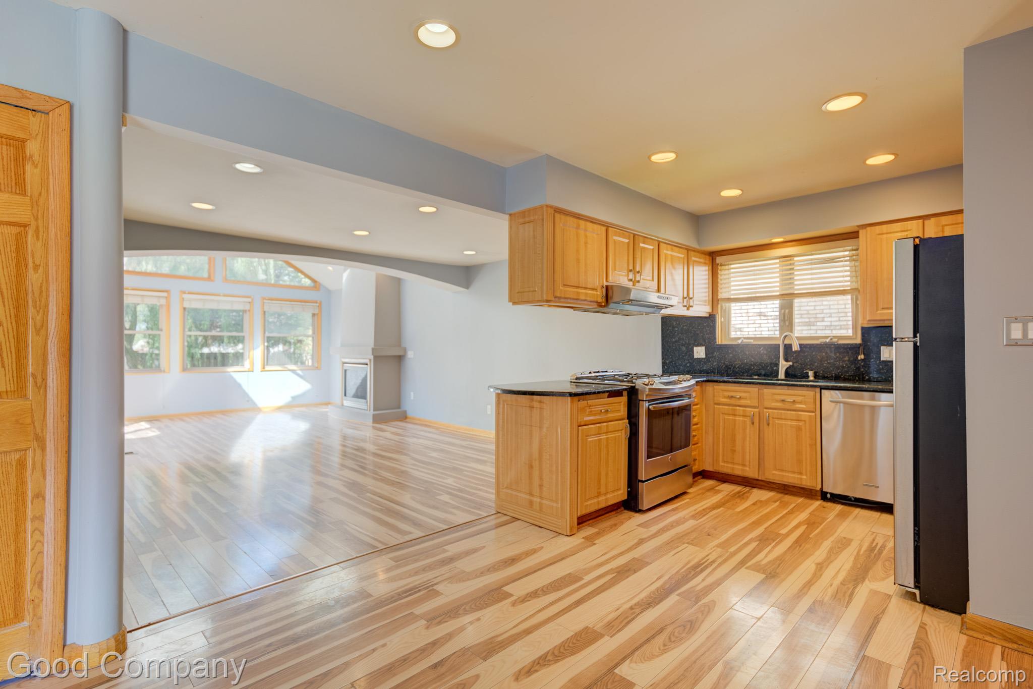 9035 Houghton Street Property Photo 11