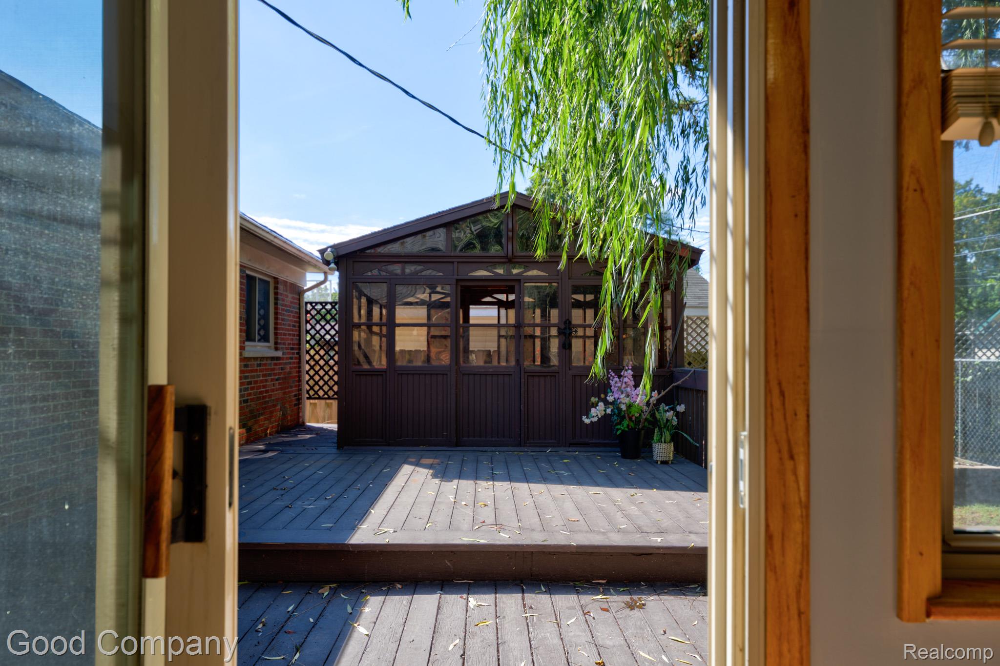 9035 Houghton Street Property Photo 16
