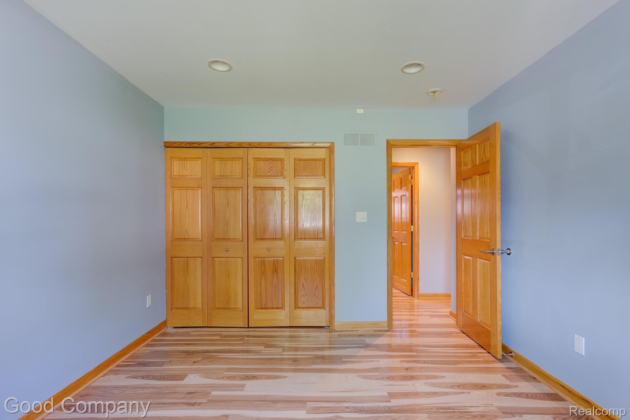 9035 Houghton Street Property Photo 21
