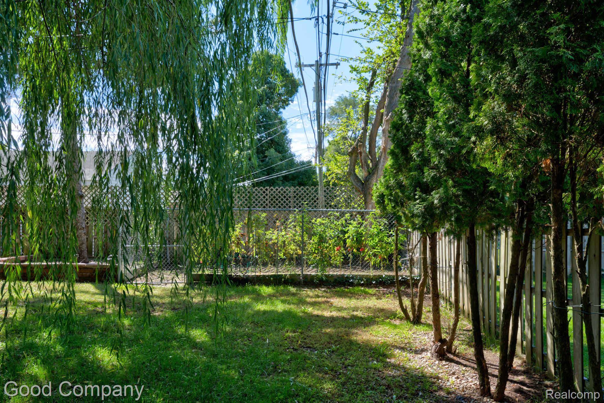 9035 Houghton Street Property Photo 42